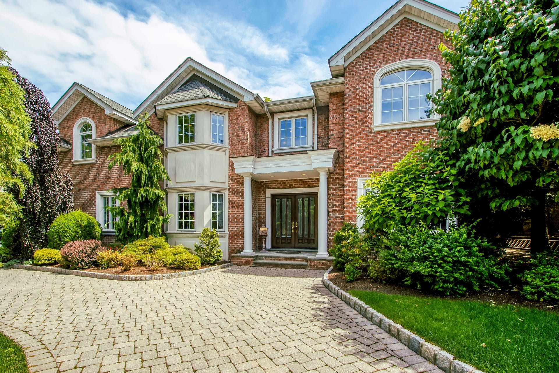 6 Willow Drive
