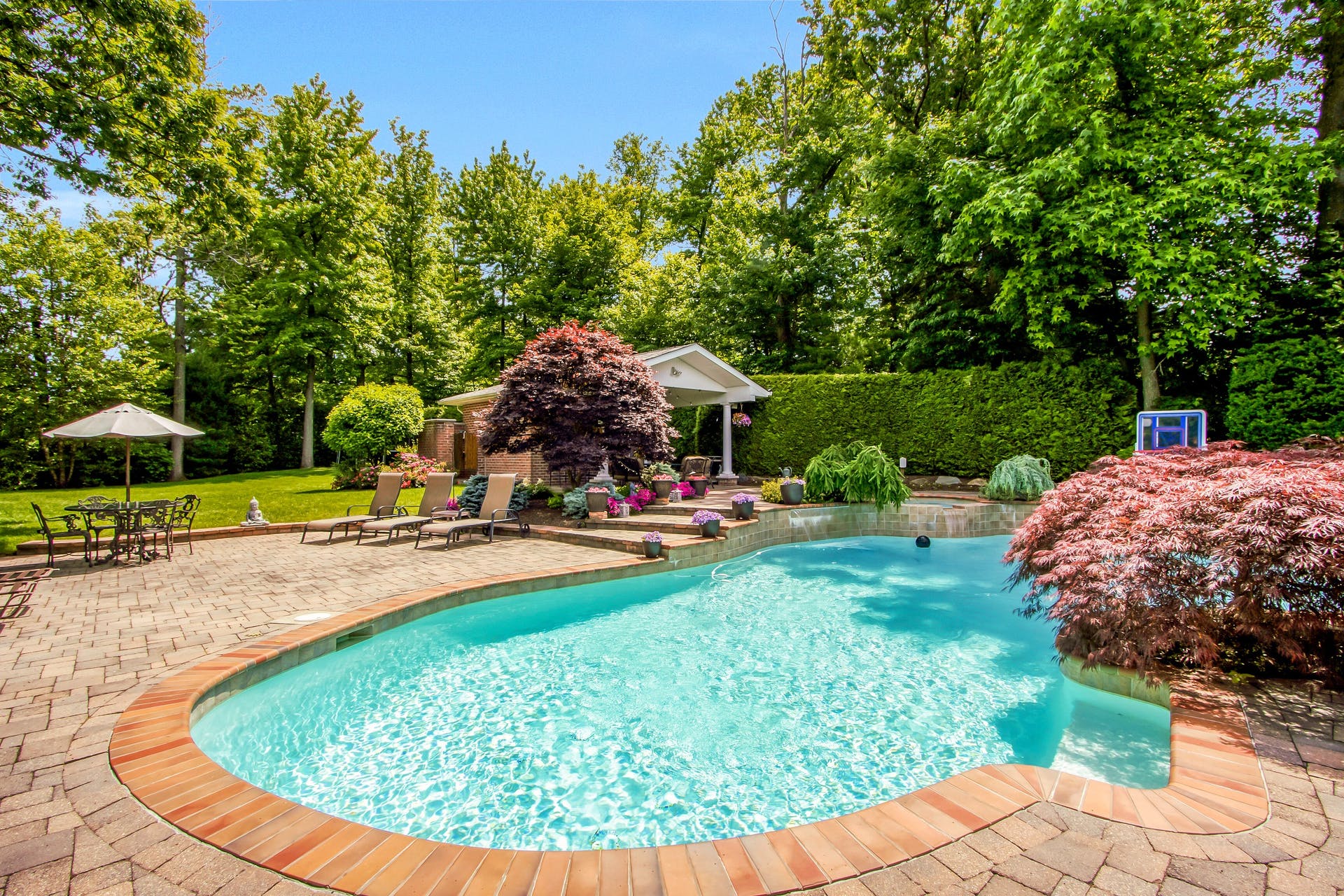 6 Willow Drive