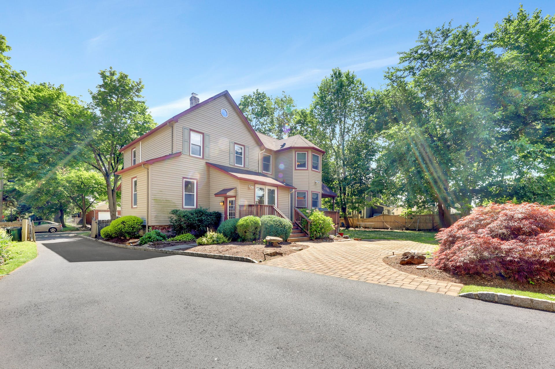636 Schaefer Avenue
