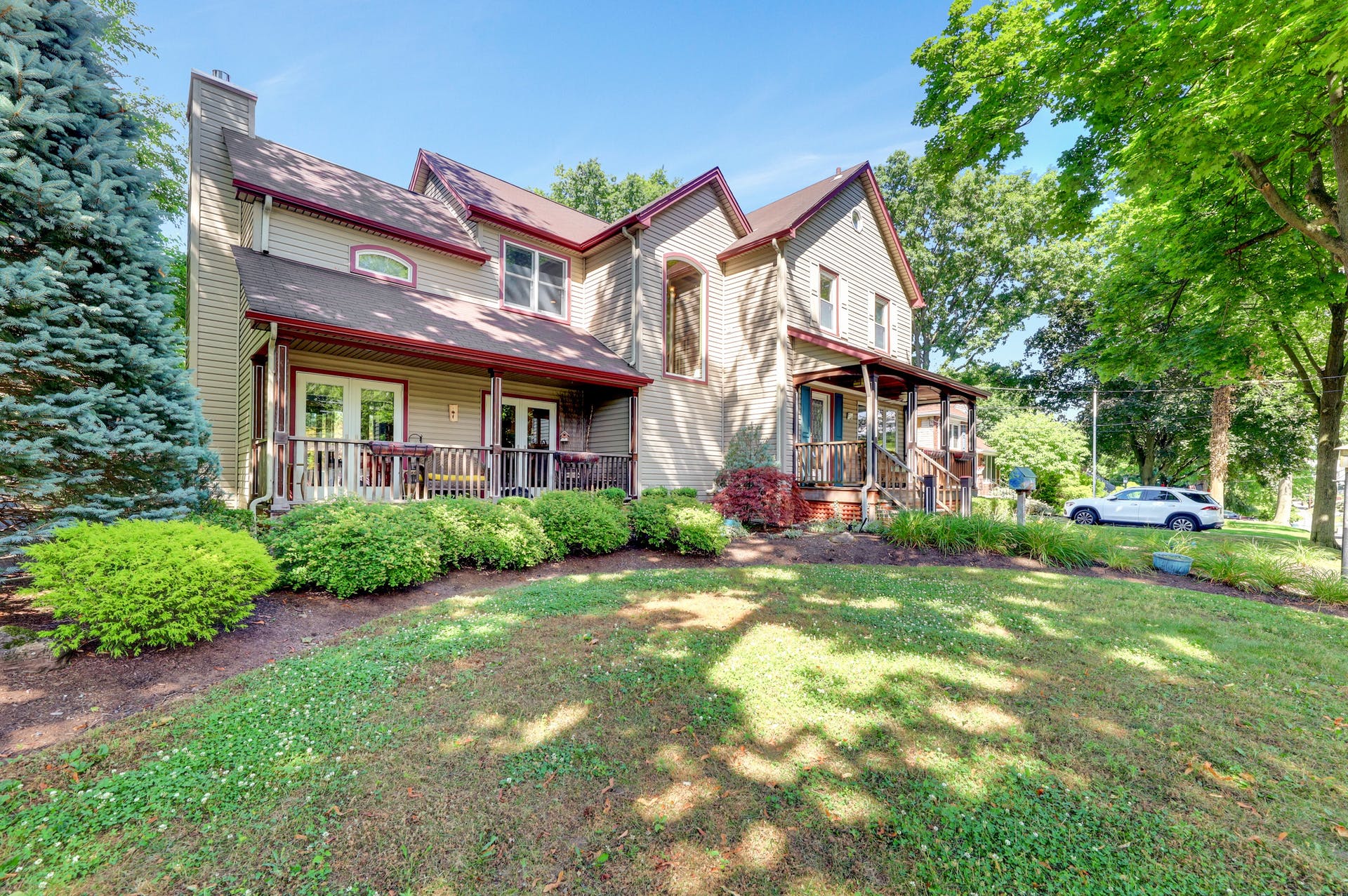 636 Schaefer Avenue