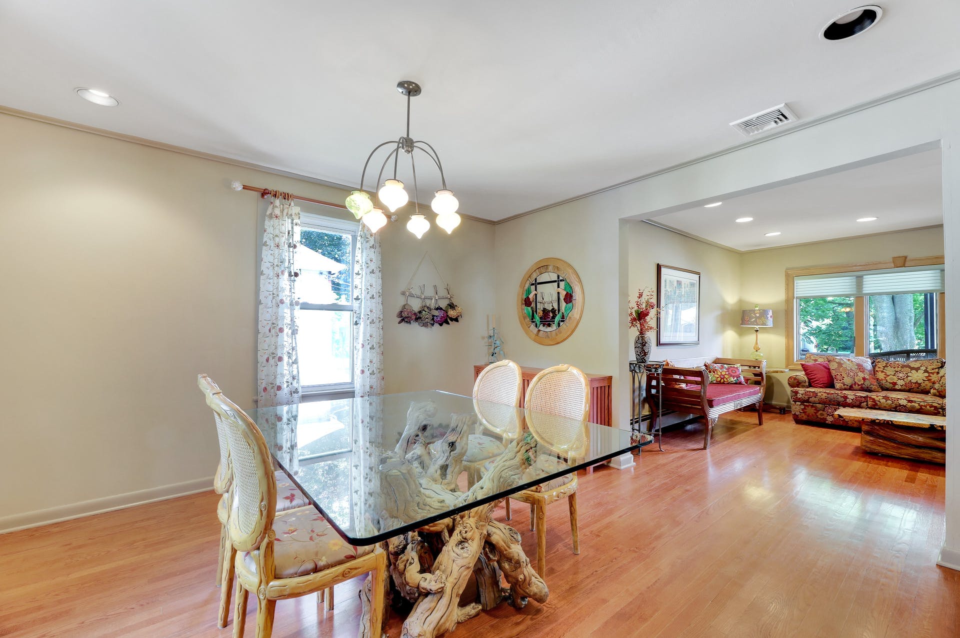 636 Schaefer Avenue