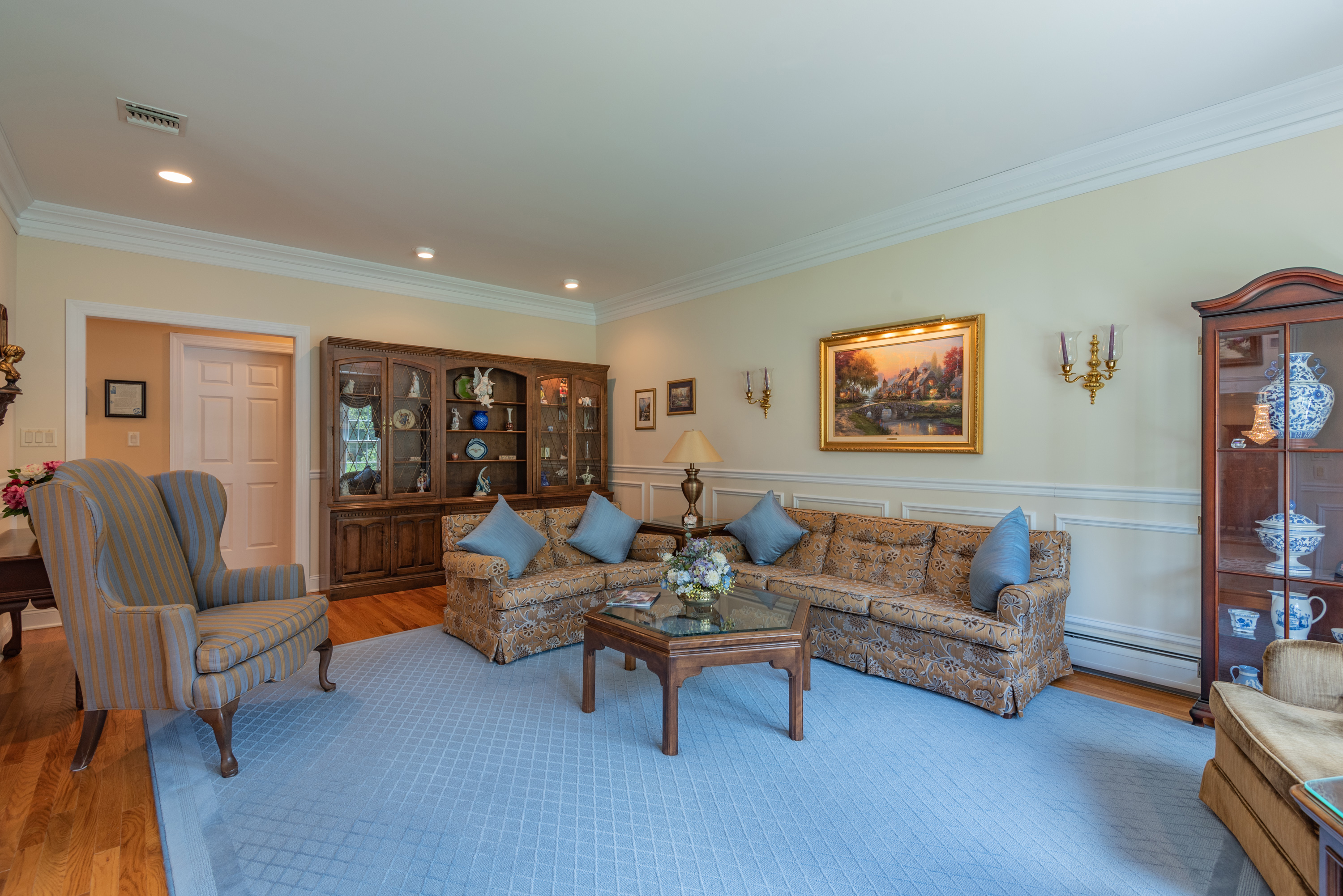 33 Julia Court