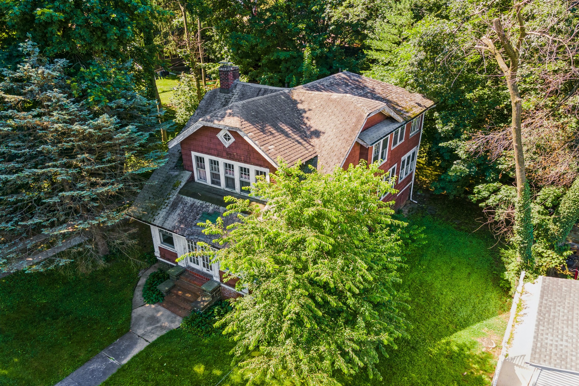 110 Palisade Avenue