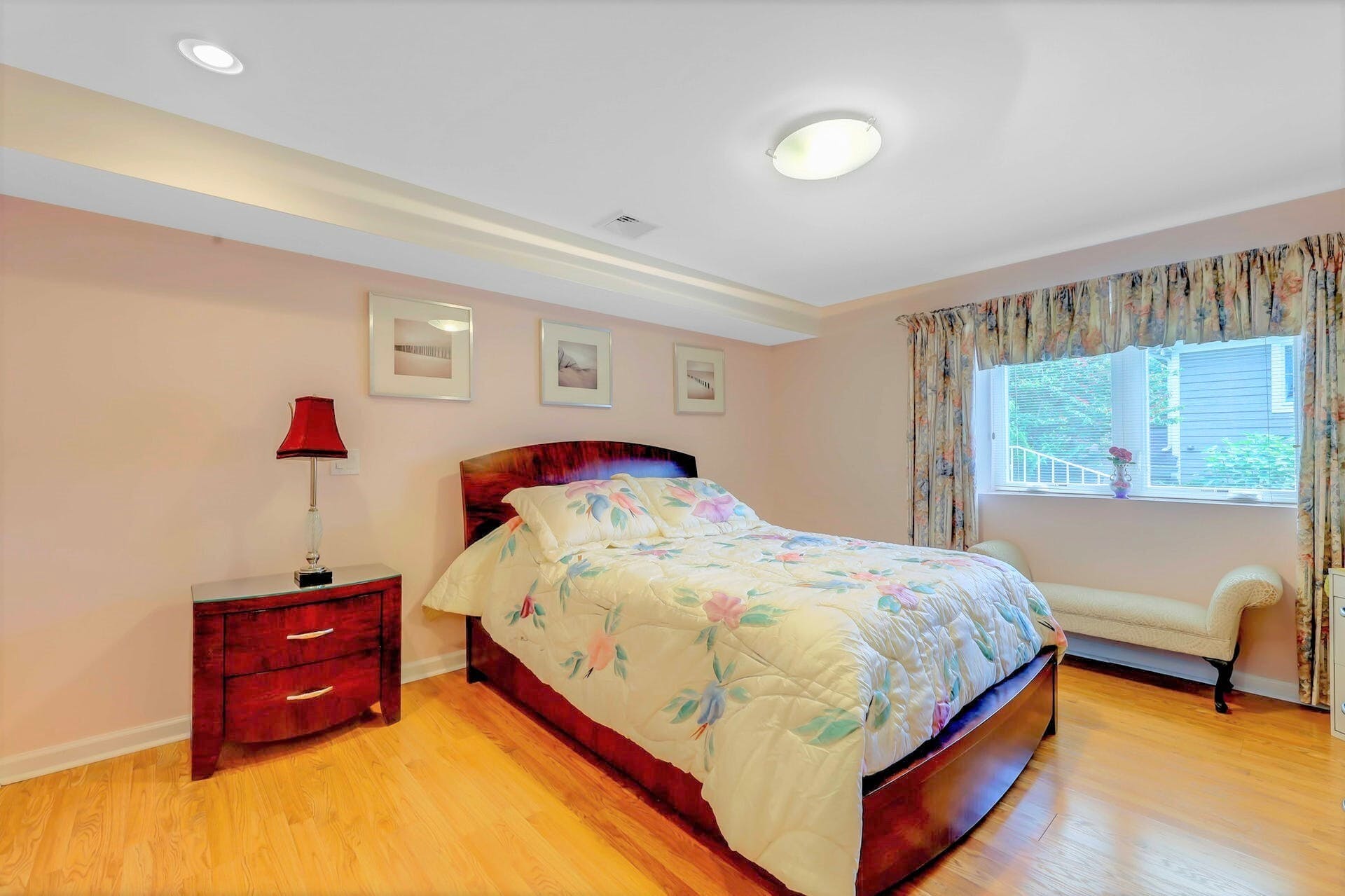 111 Erledon Road