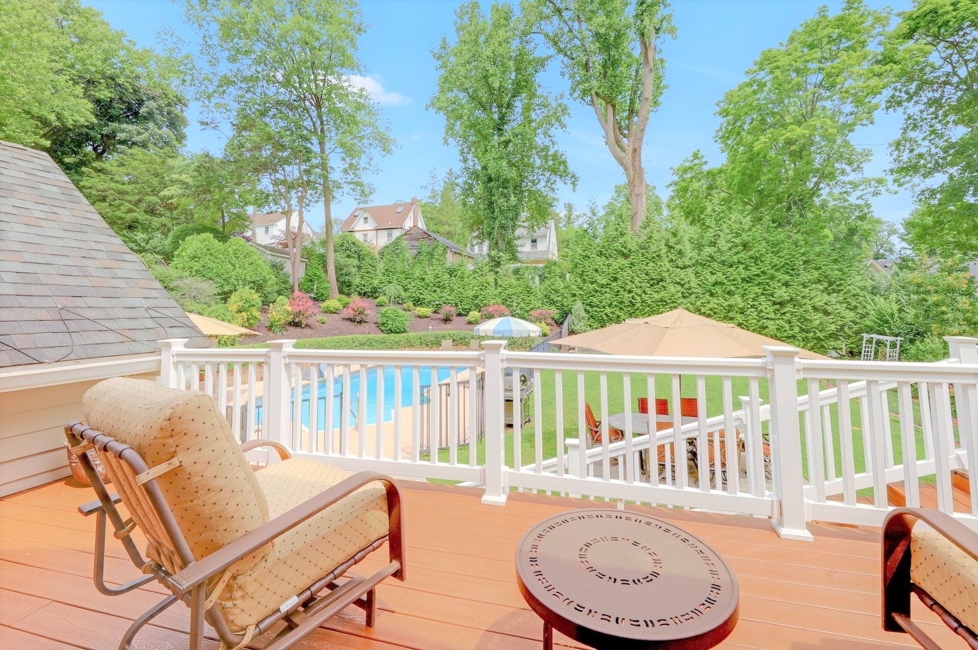 111 Erledon Road