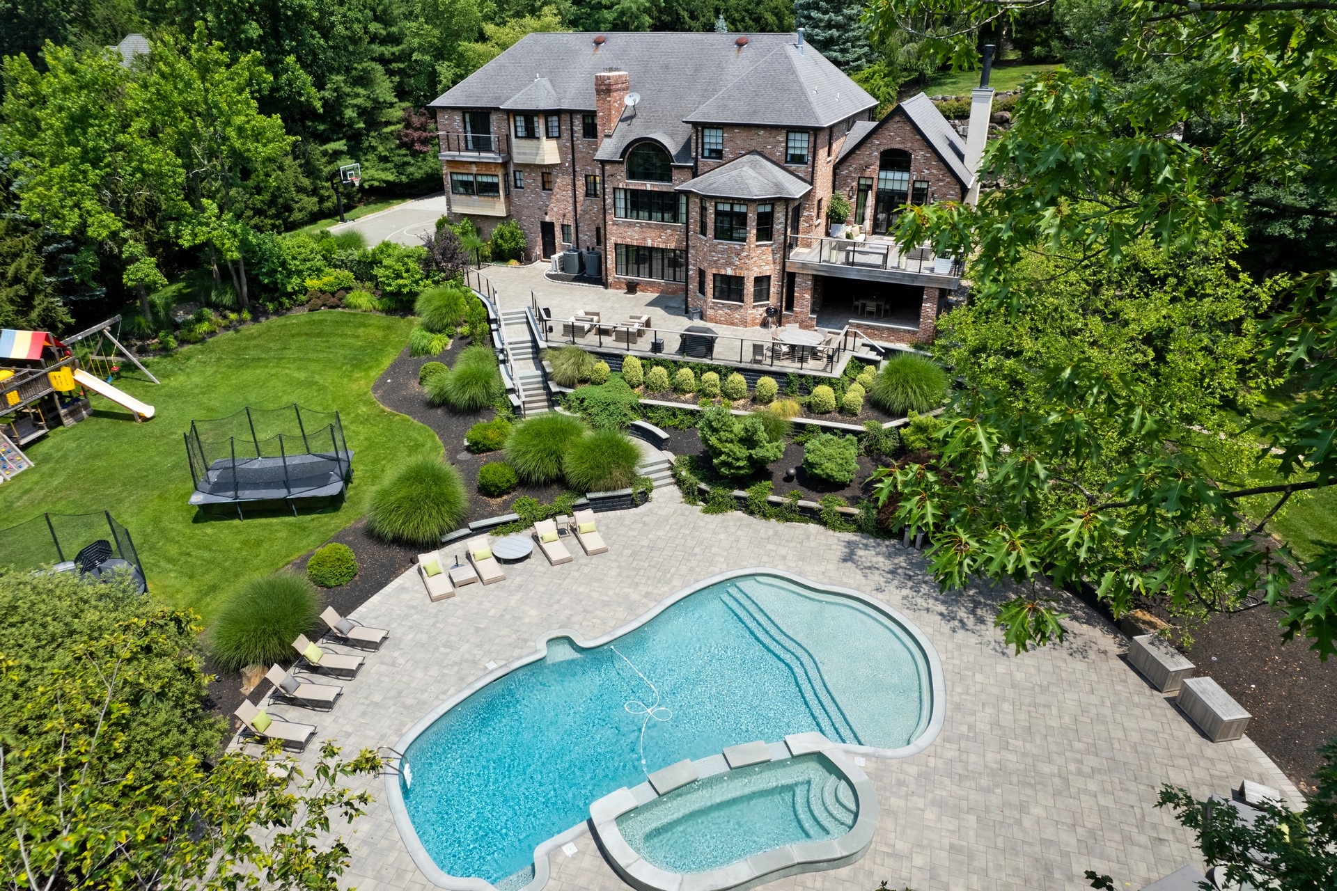 10 Cassandra Drive 