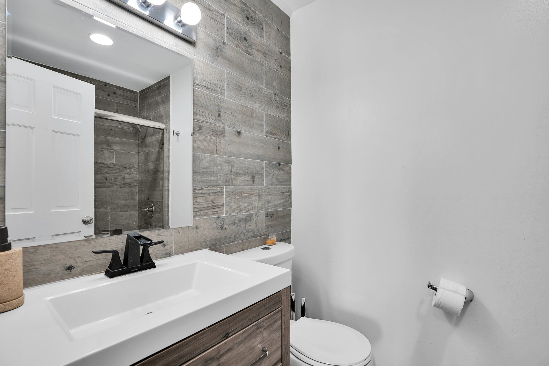 100 E. Shearwater Court, #21 