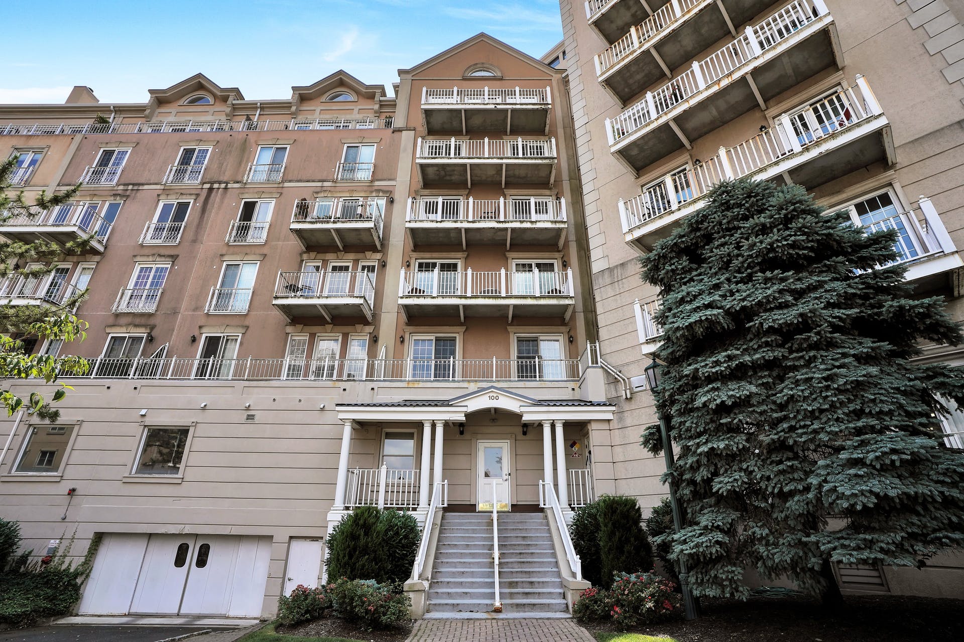 100 E. Shearwater Court, #21 