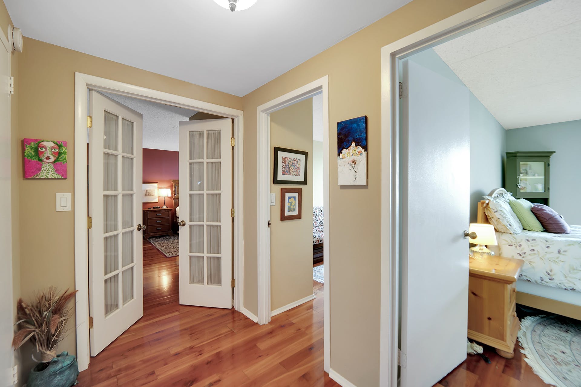 1055 River Road, #910 