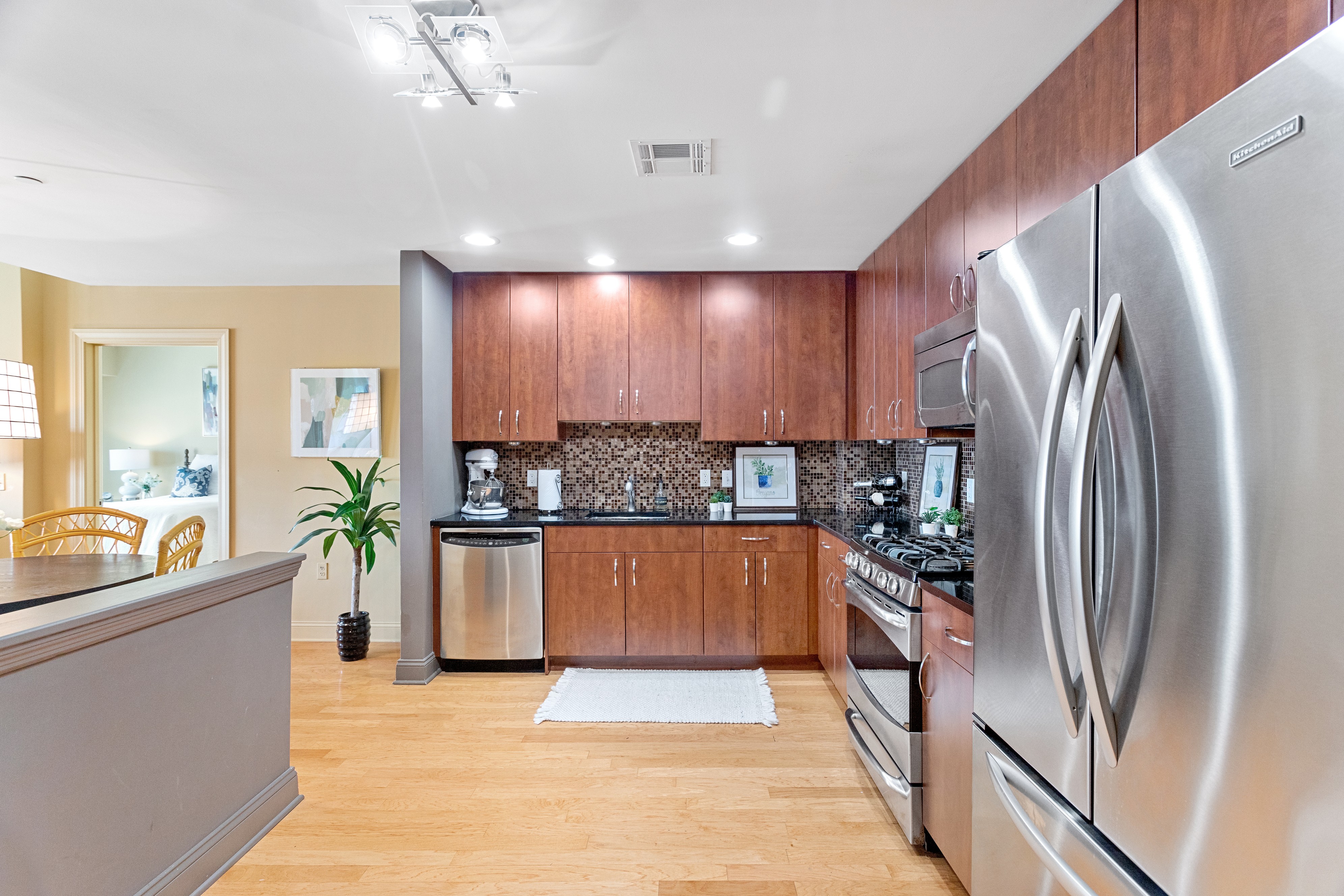 48 South Park Street, #614 