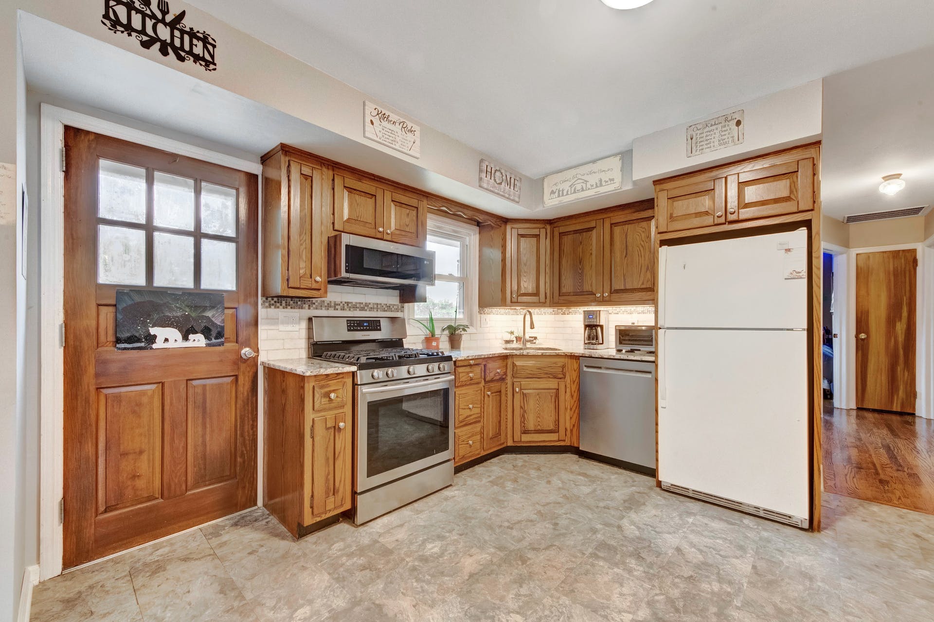 53 Minnehaha Boulevard
