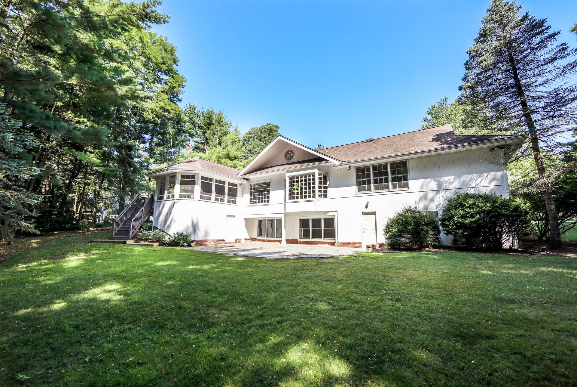 312 Feather Lane