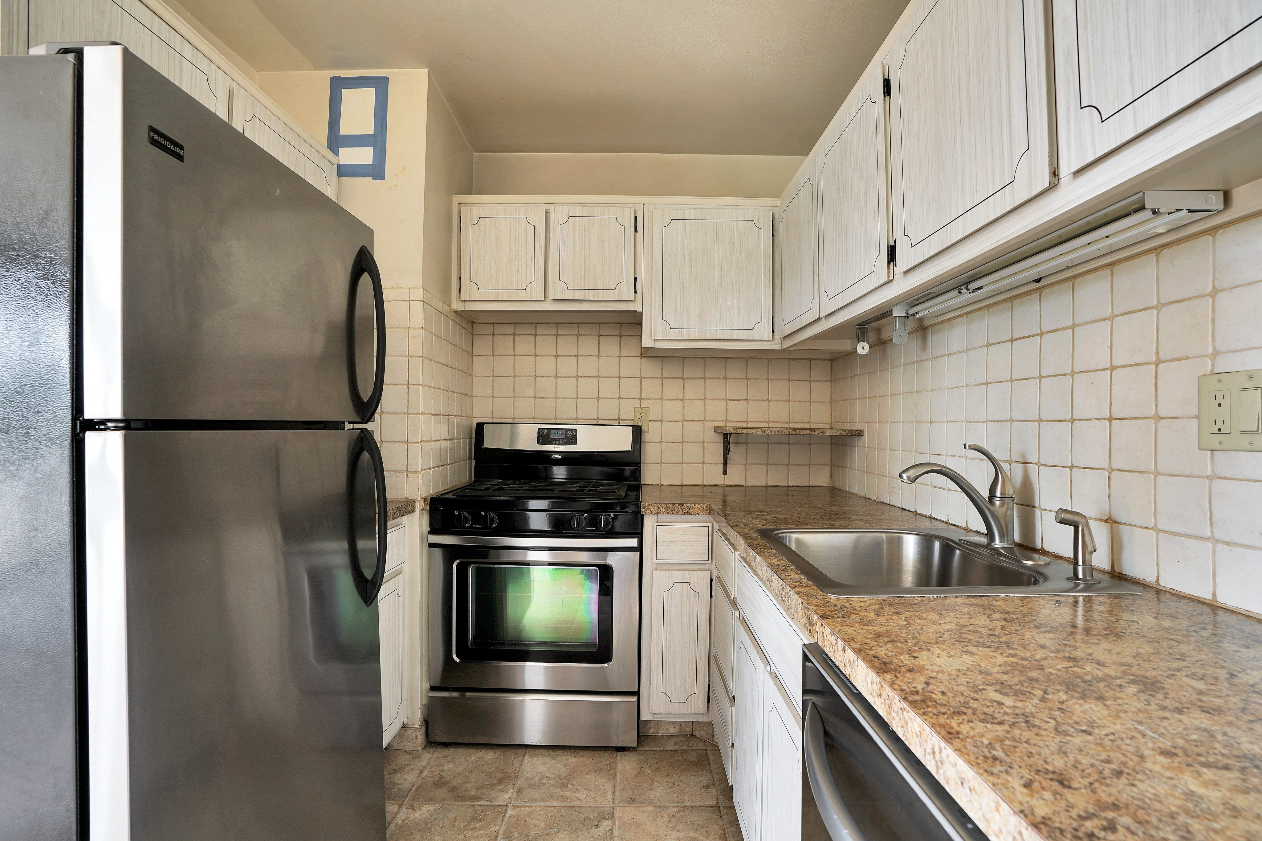 2100 Linwood Avenue, #5R Mediterranean North
