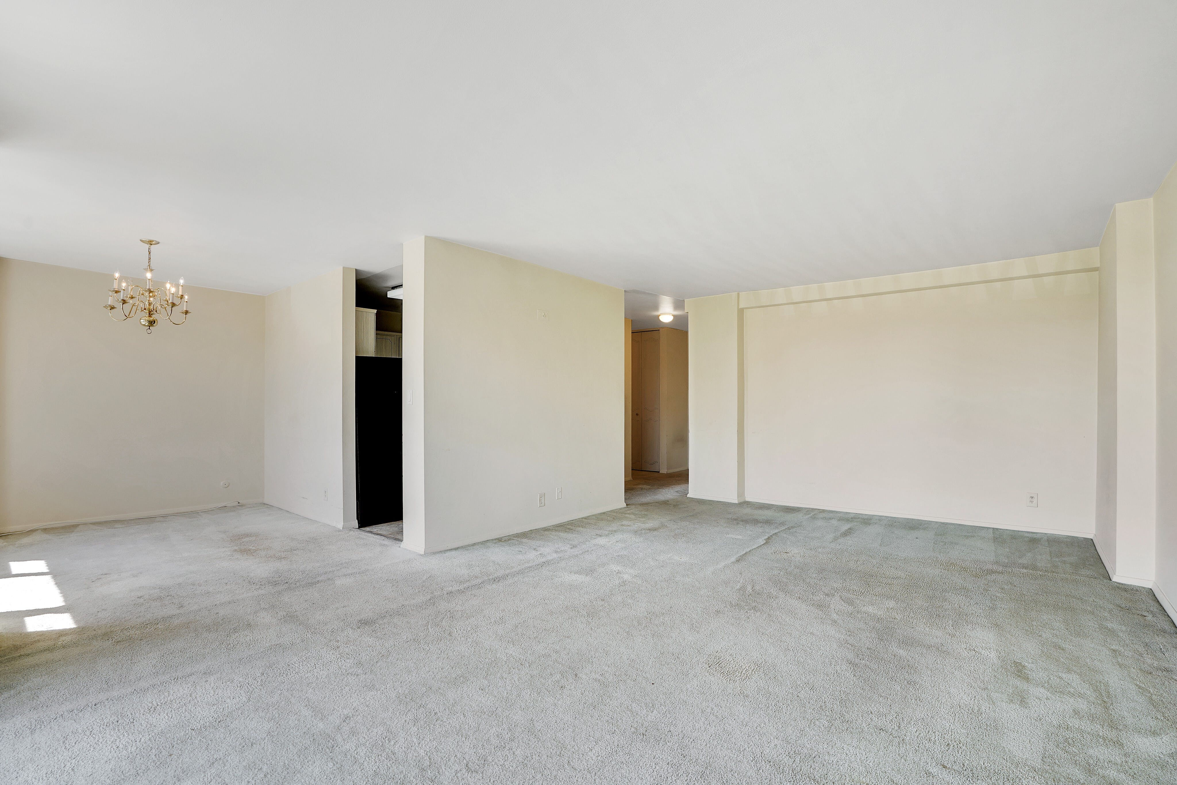 2100 Linwood Avenue, #5R Mediterranean North