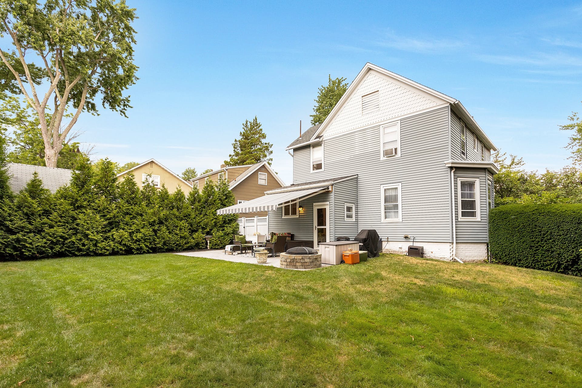 73 Gates Avenue