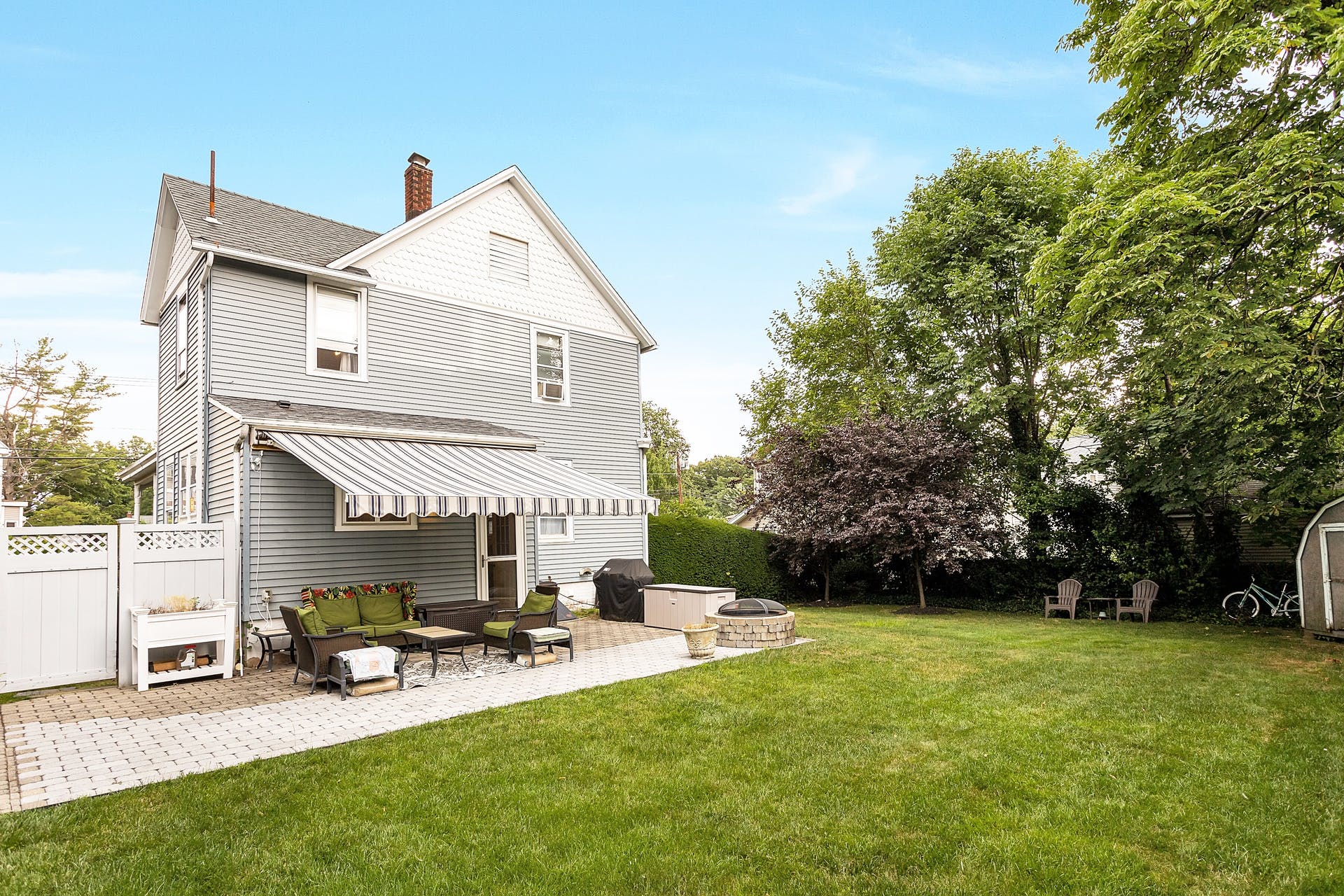 73 Gates Avenue