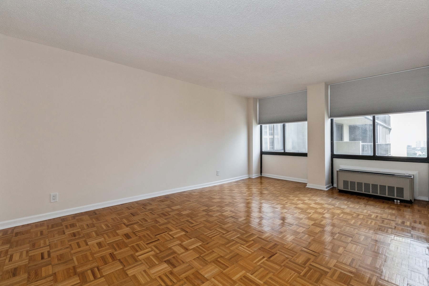 300 Winston Drive, #1907