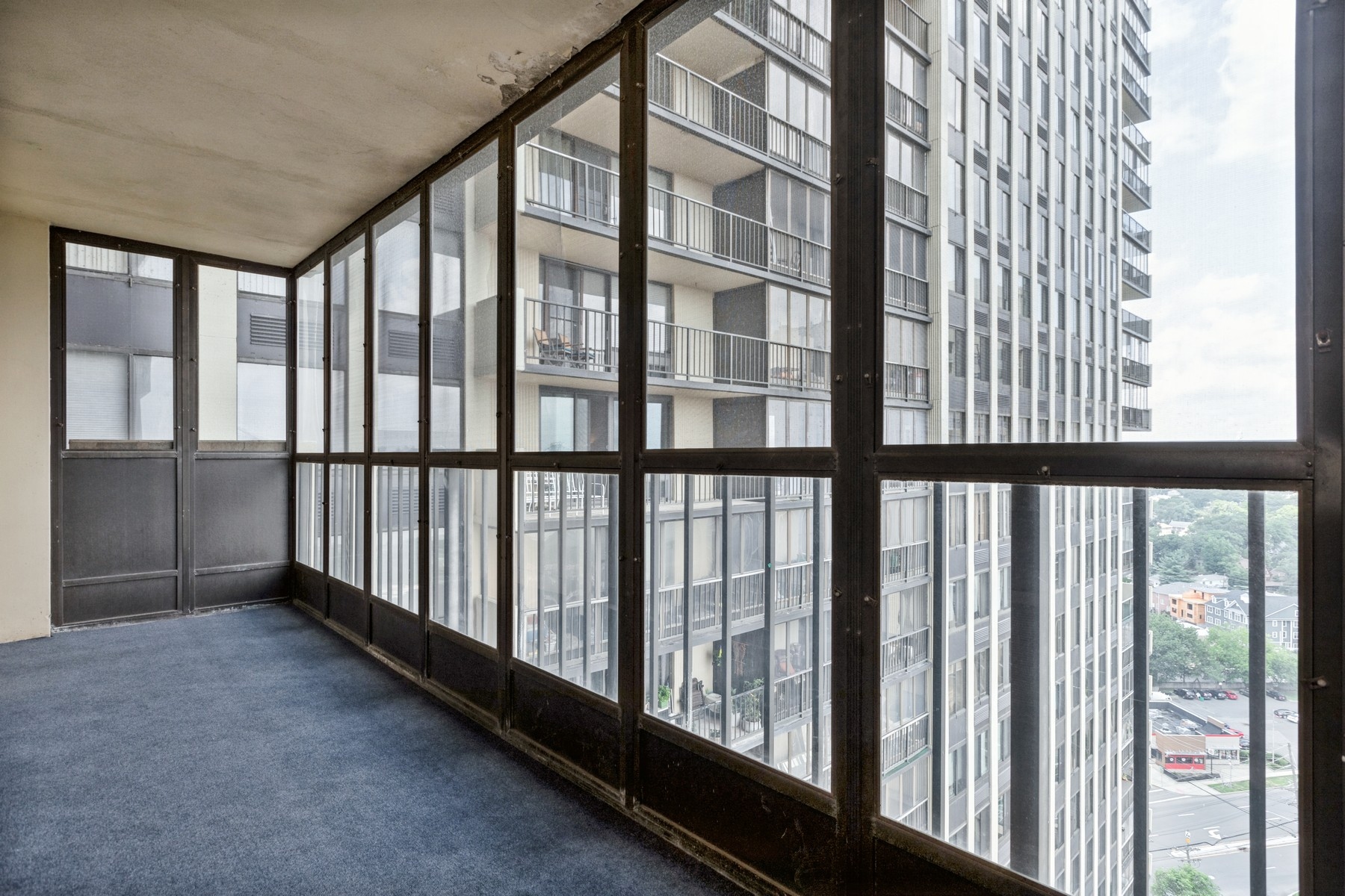 300 Winston Drive, #1907