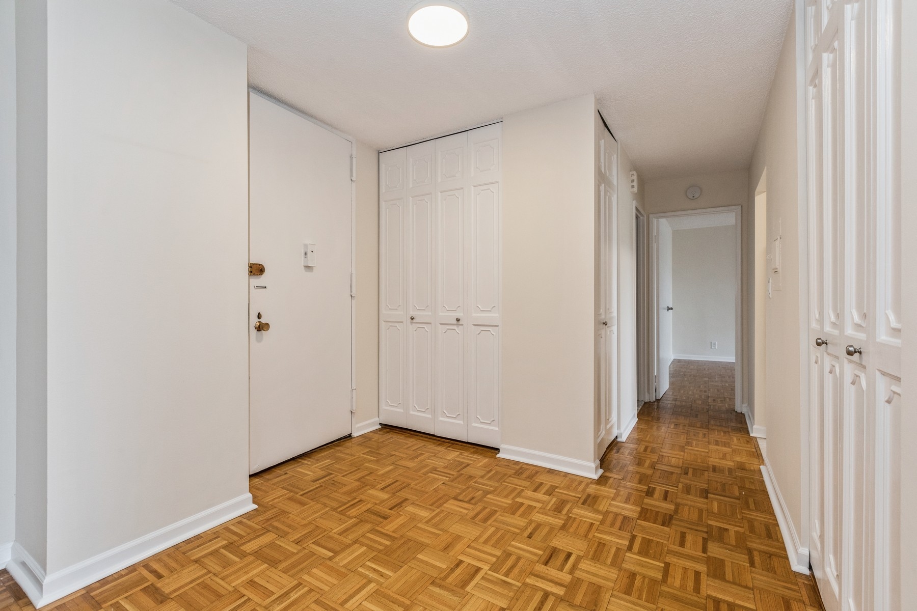 300 Winston Drive, #1907
