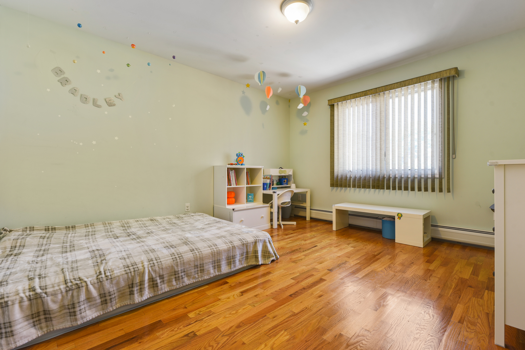 787 Edgewood Lane