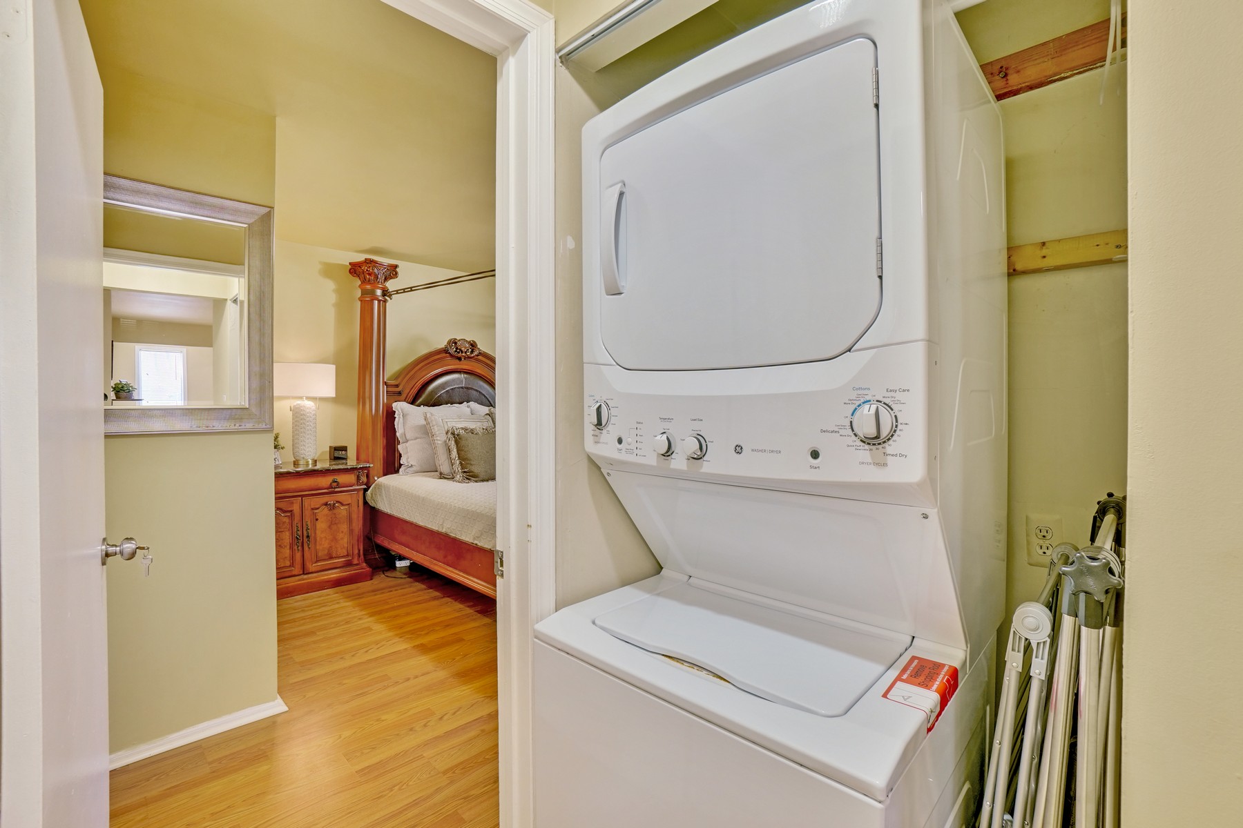 602 Deepdale Court, #7 