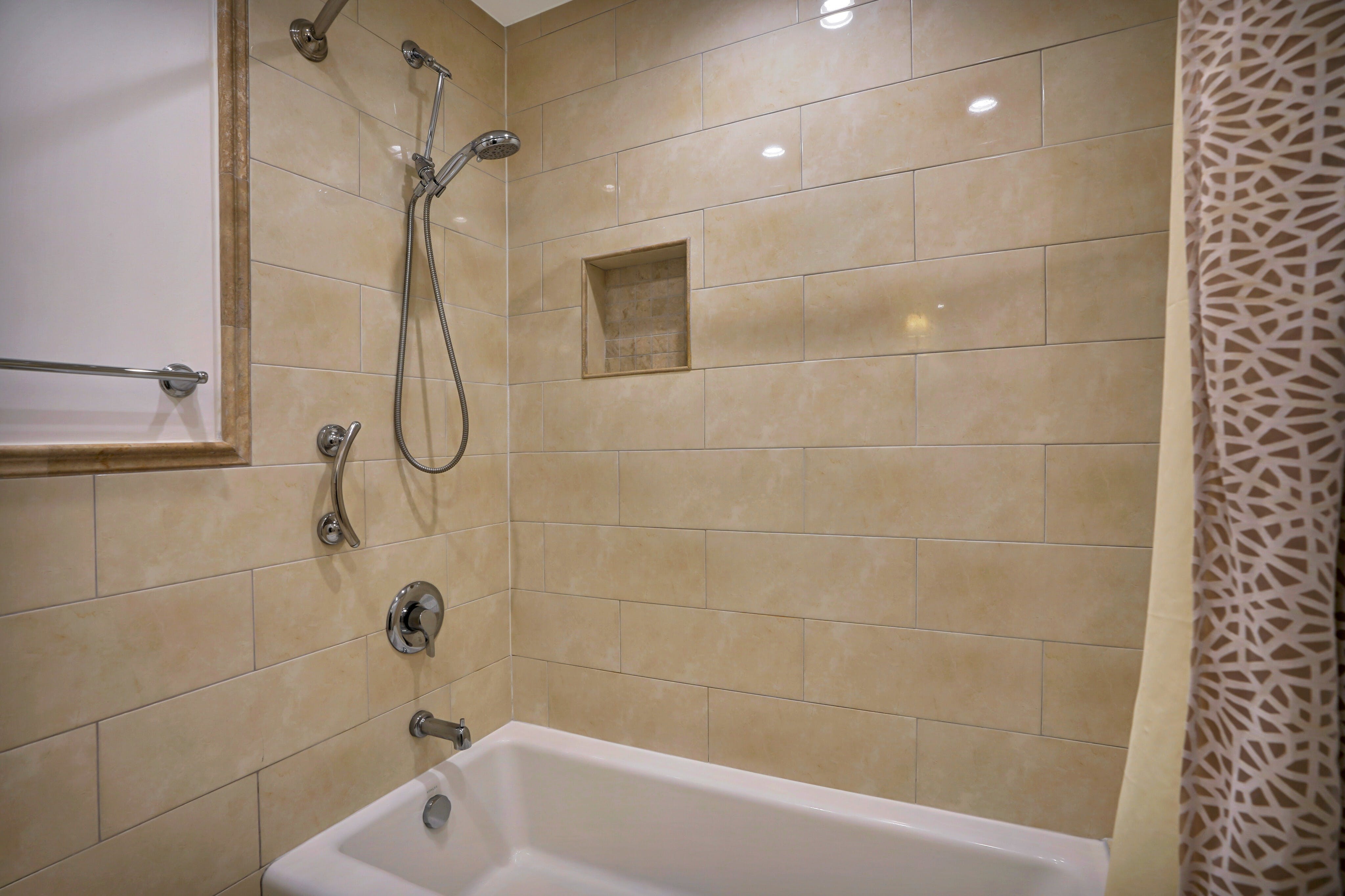 21 Grand Cove Way, #C-21