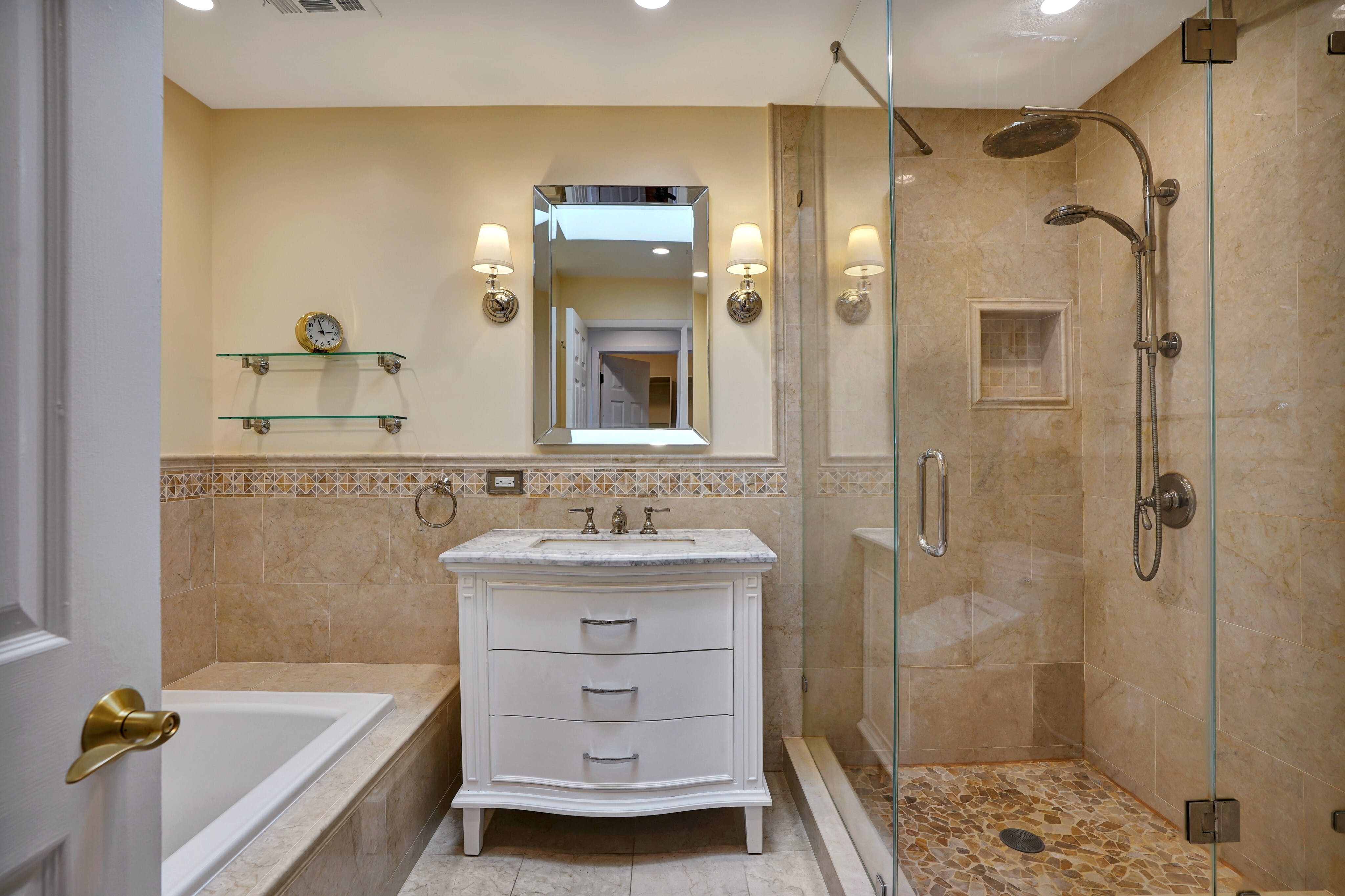 21 Grand Cove Way, #C-21