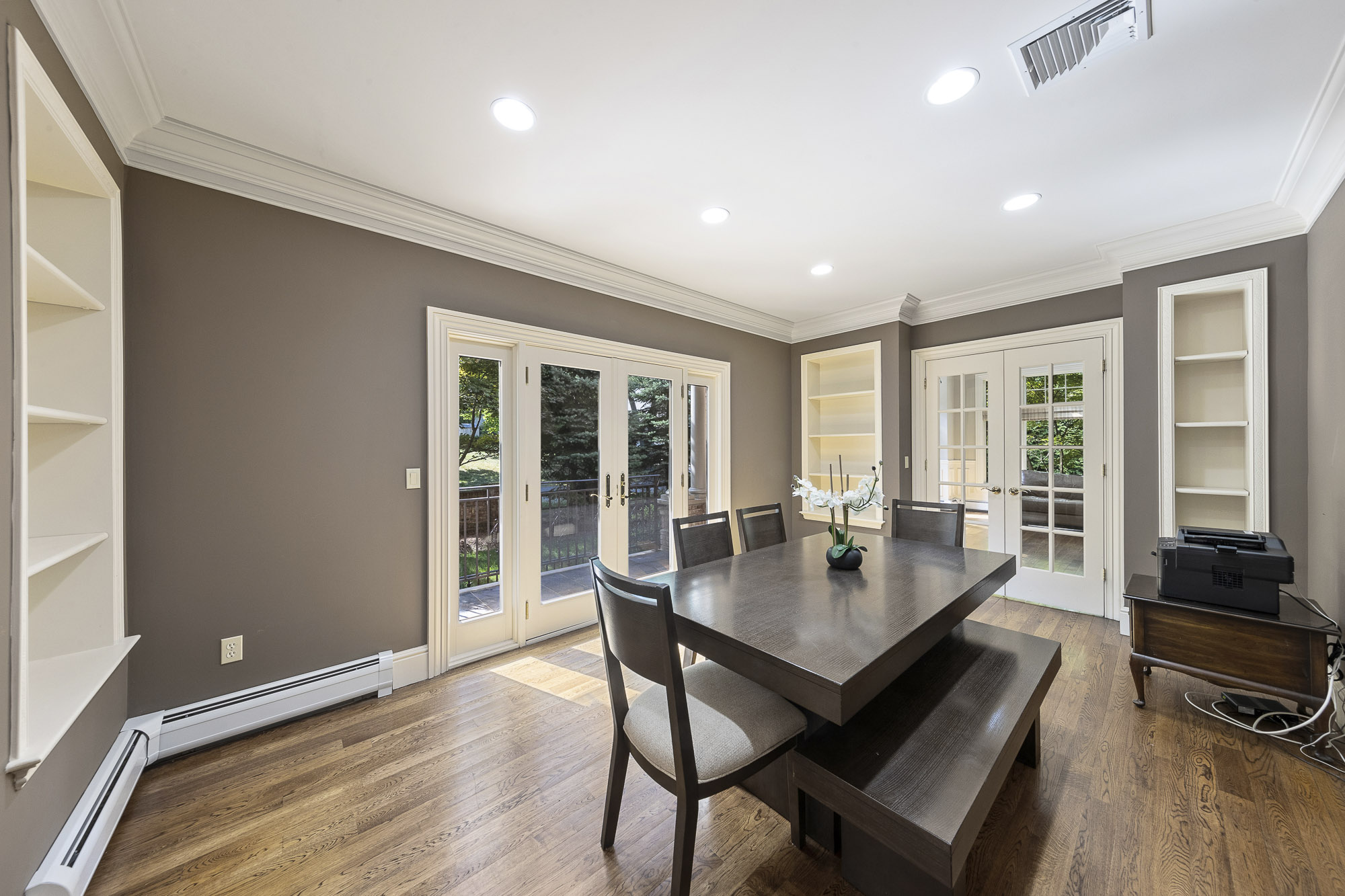 32 Lenox Avenue