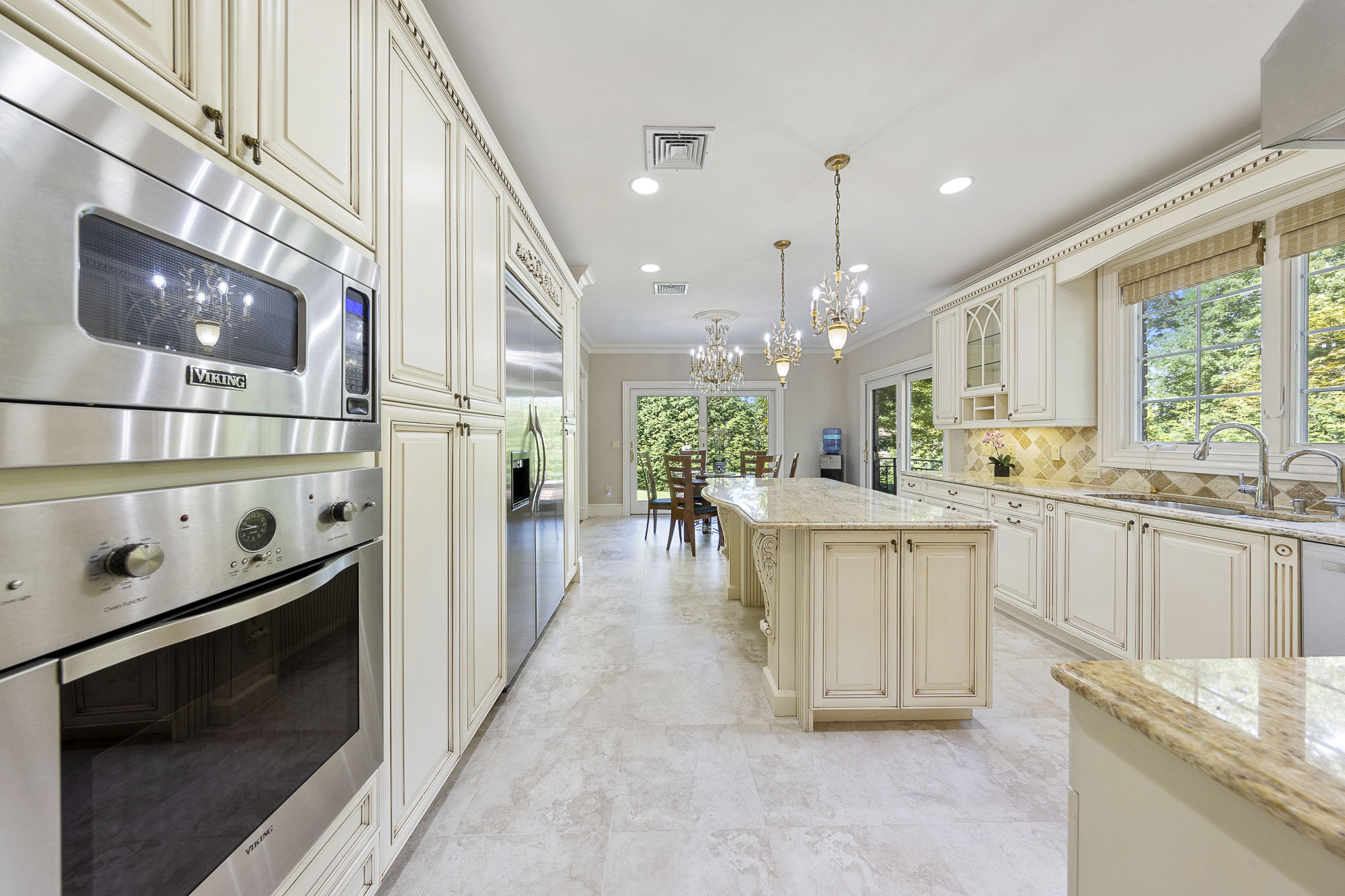 32 Lenox Avenue