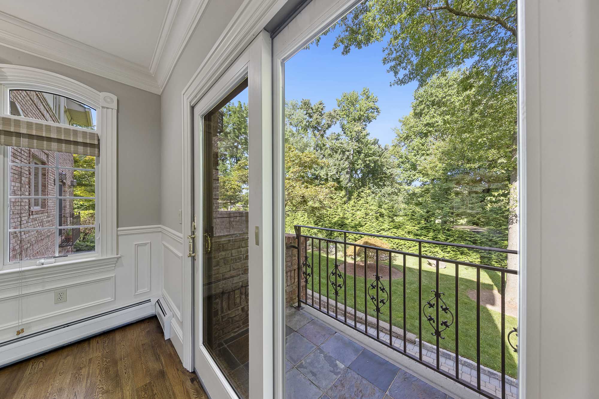 32 Lenox Avenue