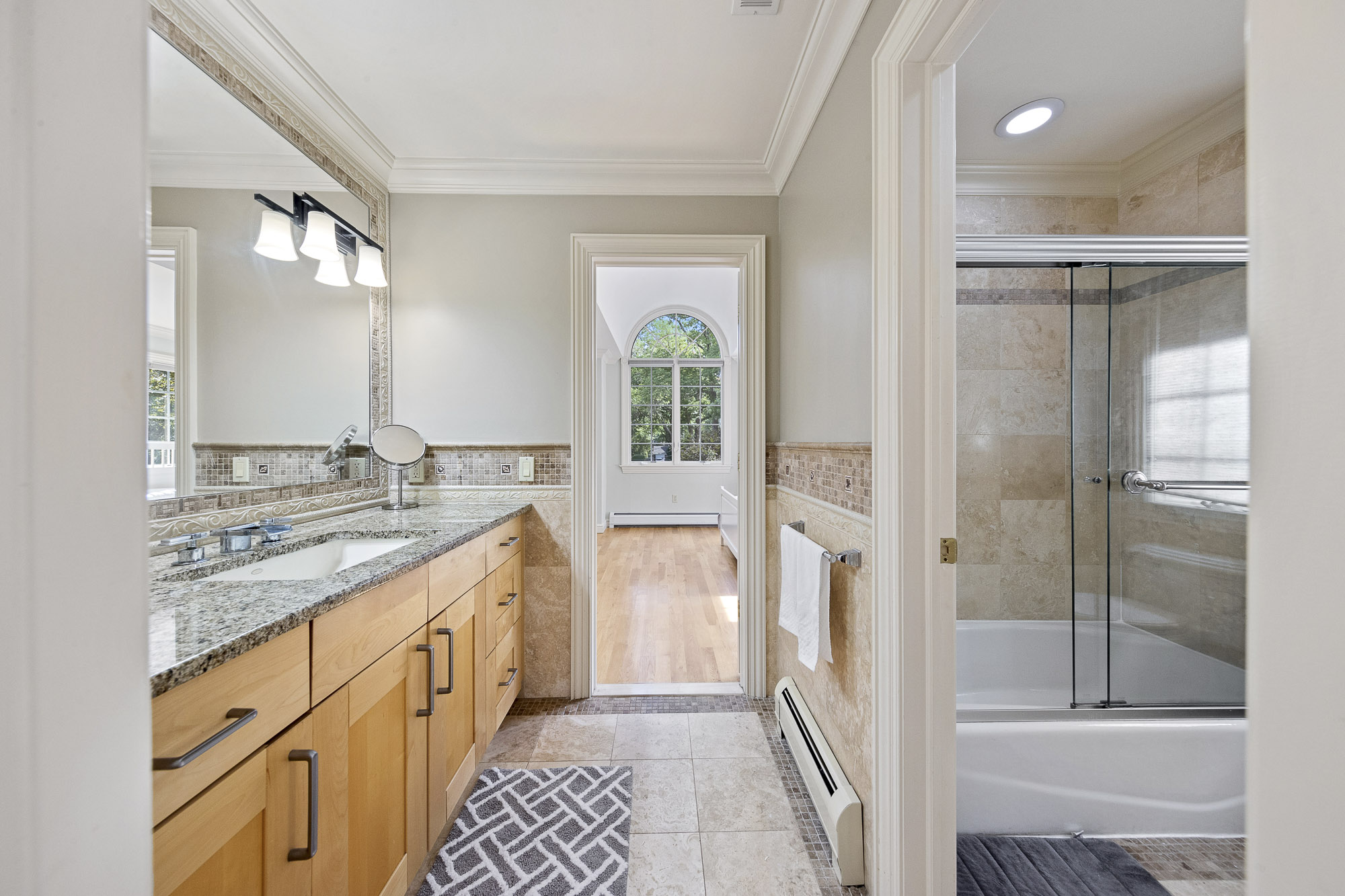 32 Lenox Avenue