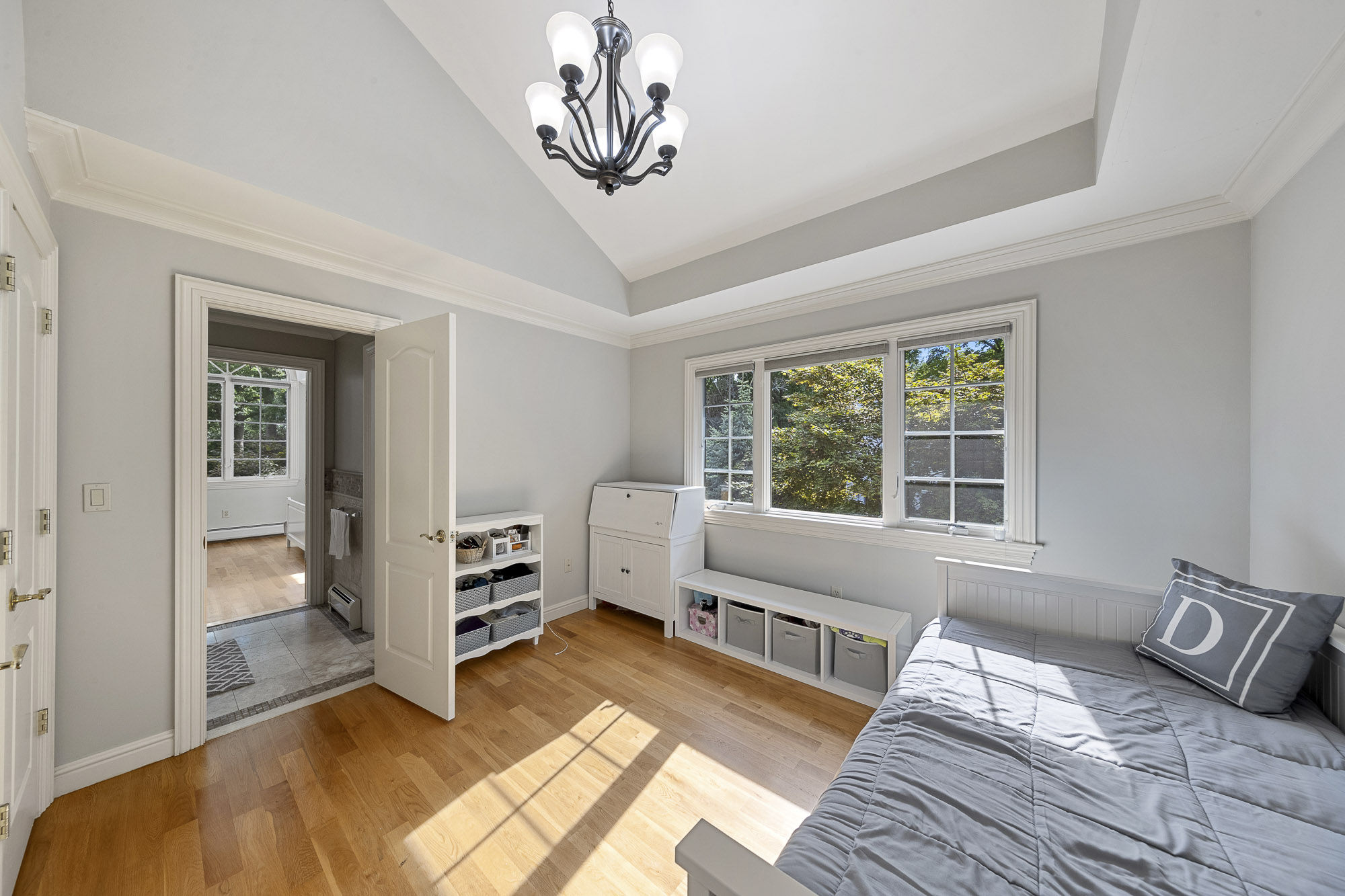 32 Lenox Avenue