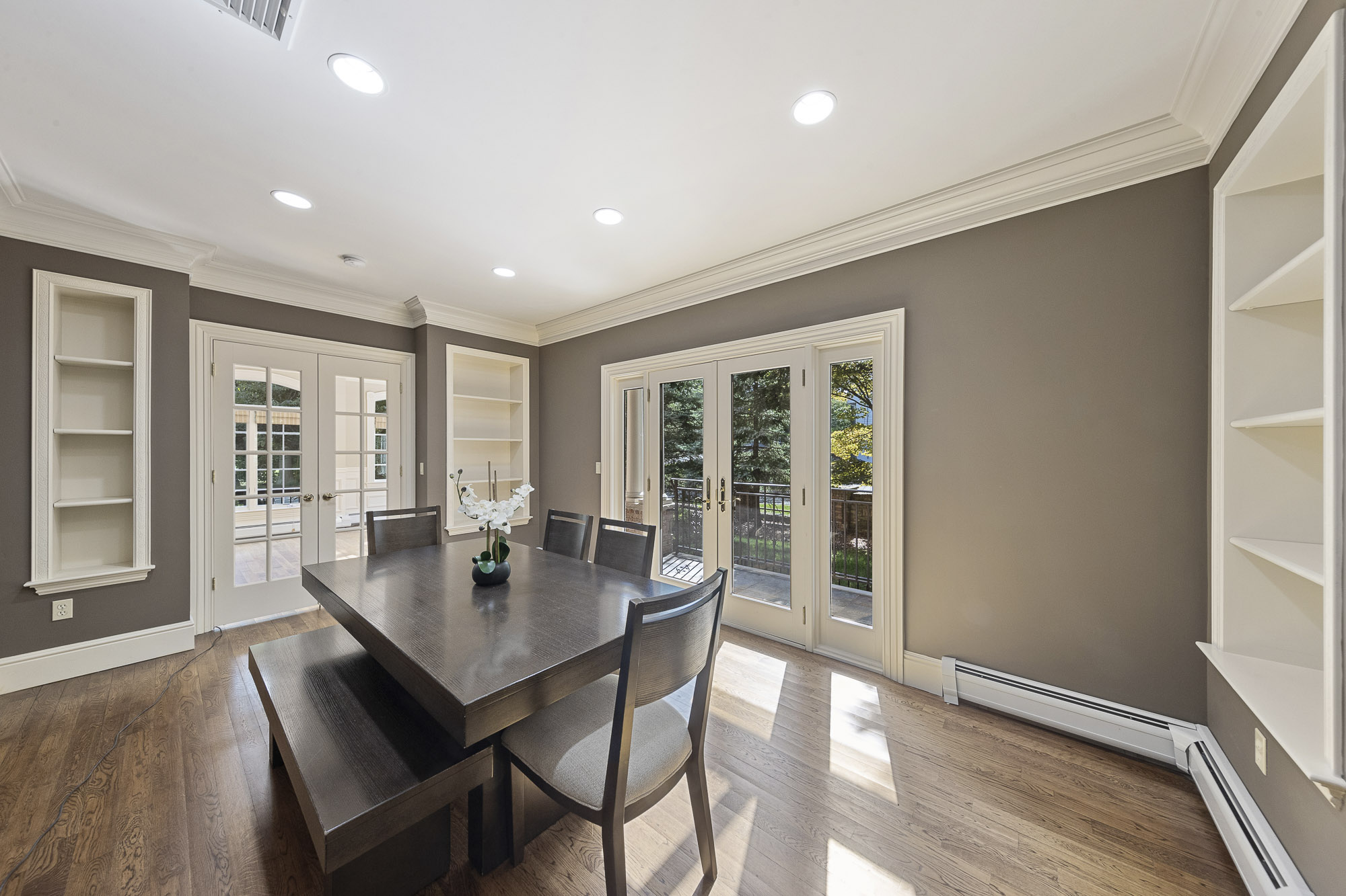 32 Lenox Avenue