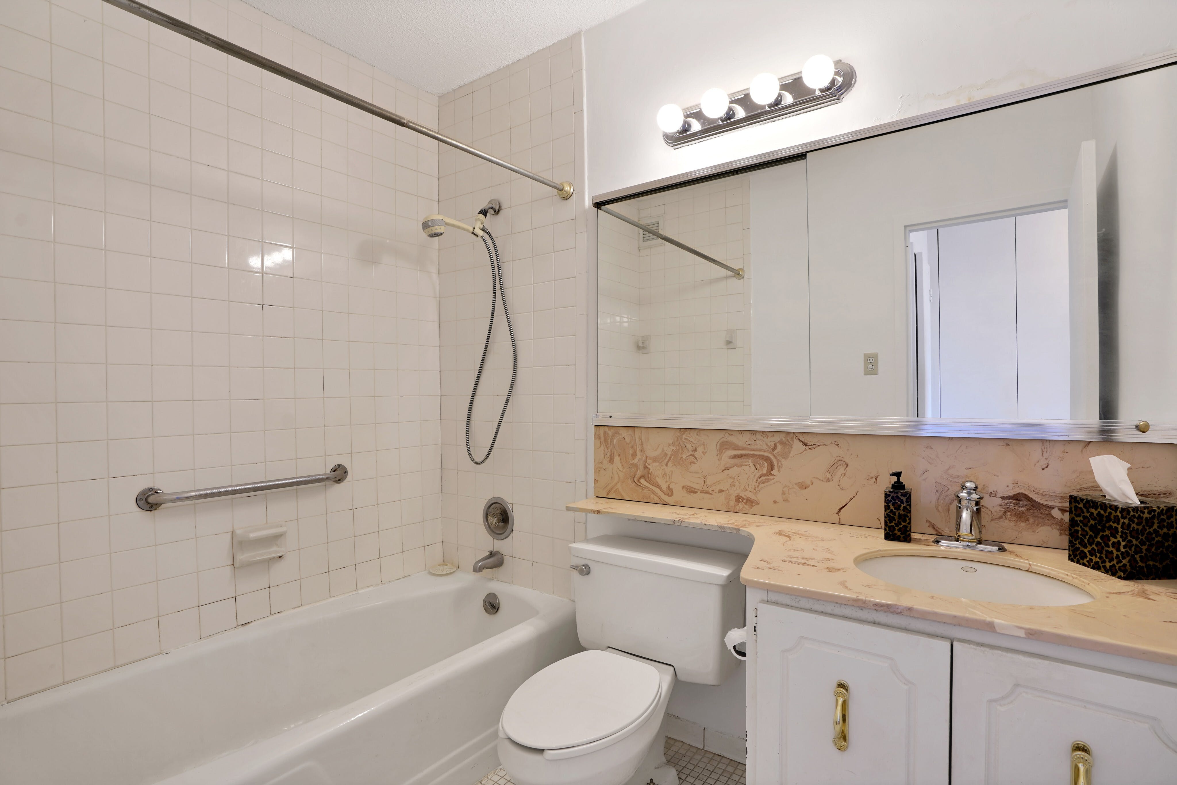 1530 Palisade Avenue, #4E