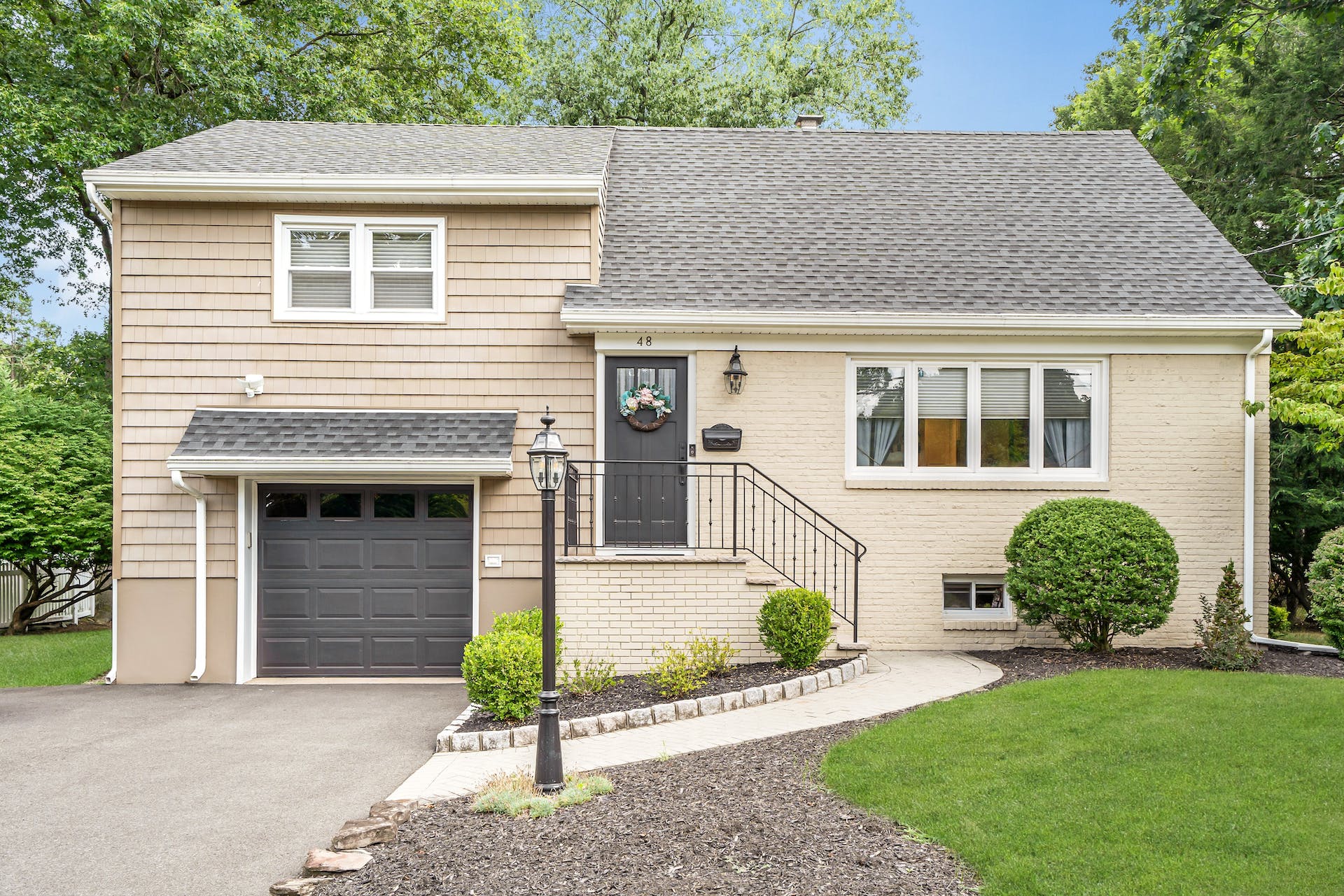 48 Brookside Avenue