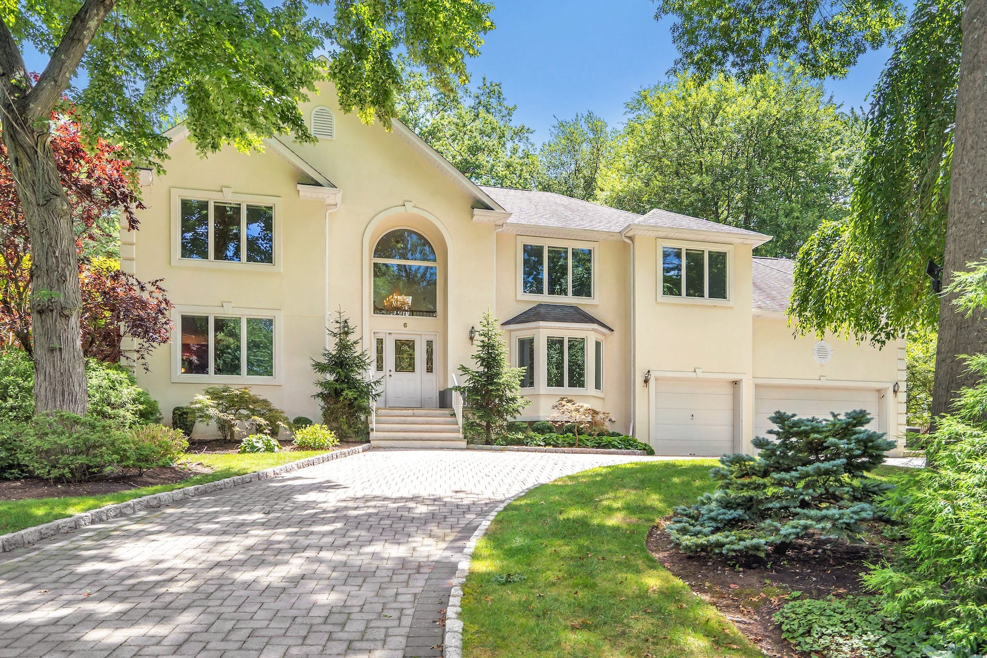 6 Maple Avenue