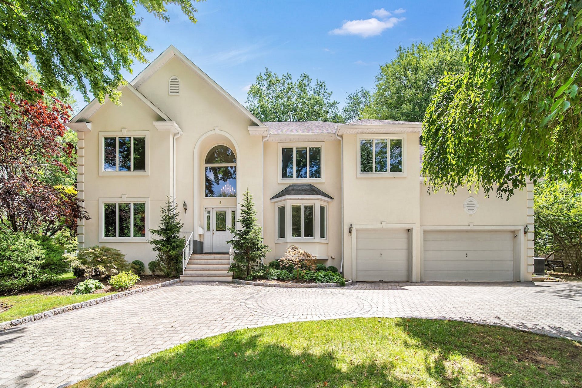 6 Maple Avenue