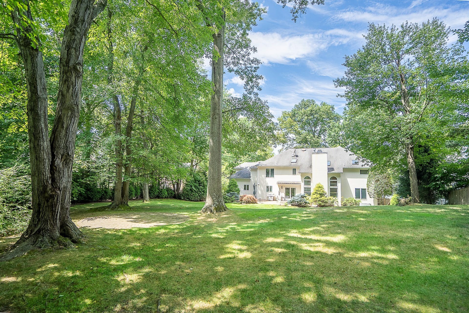 6 Maple Avenue