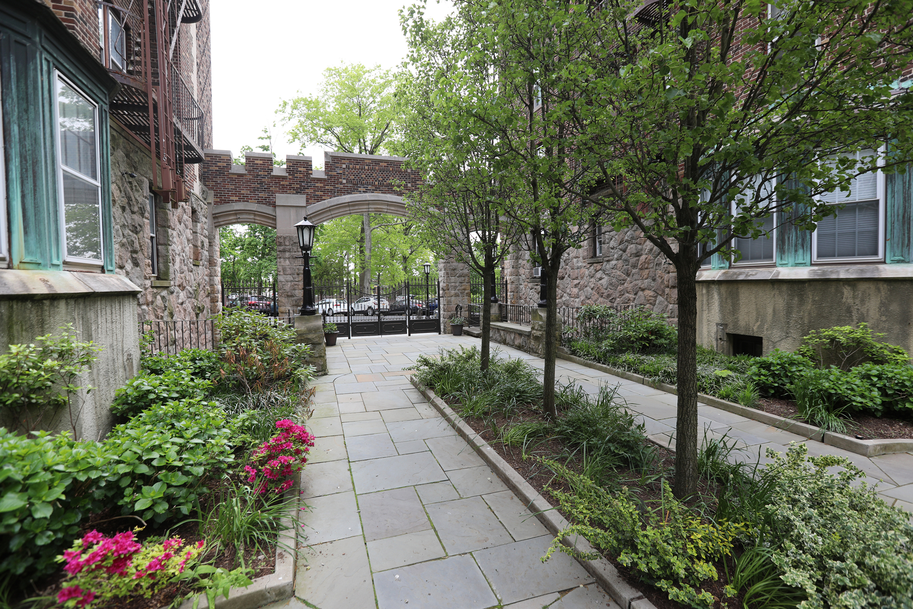275 Engle Street, #K2