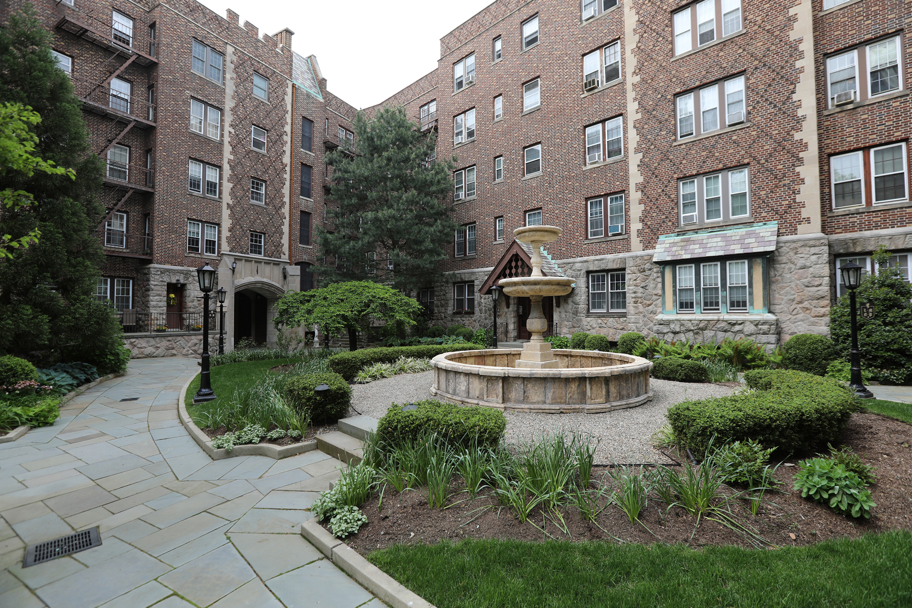 275 Engle Street, #K2