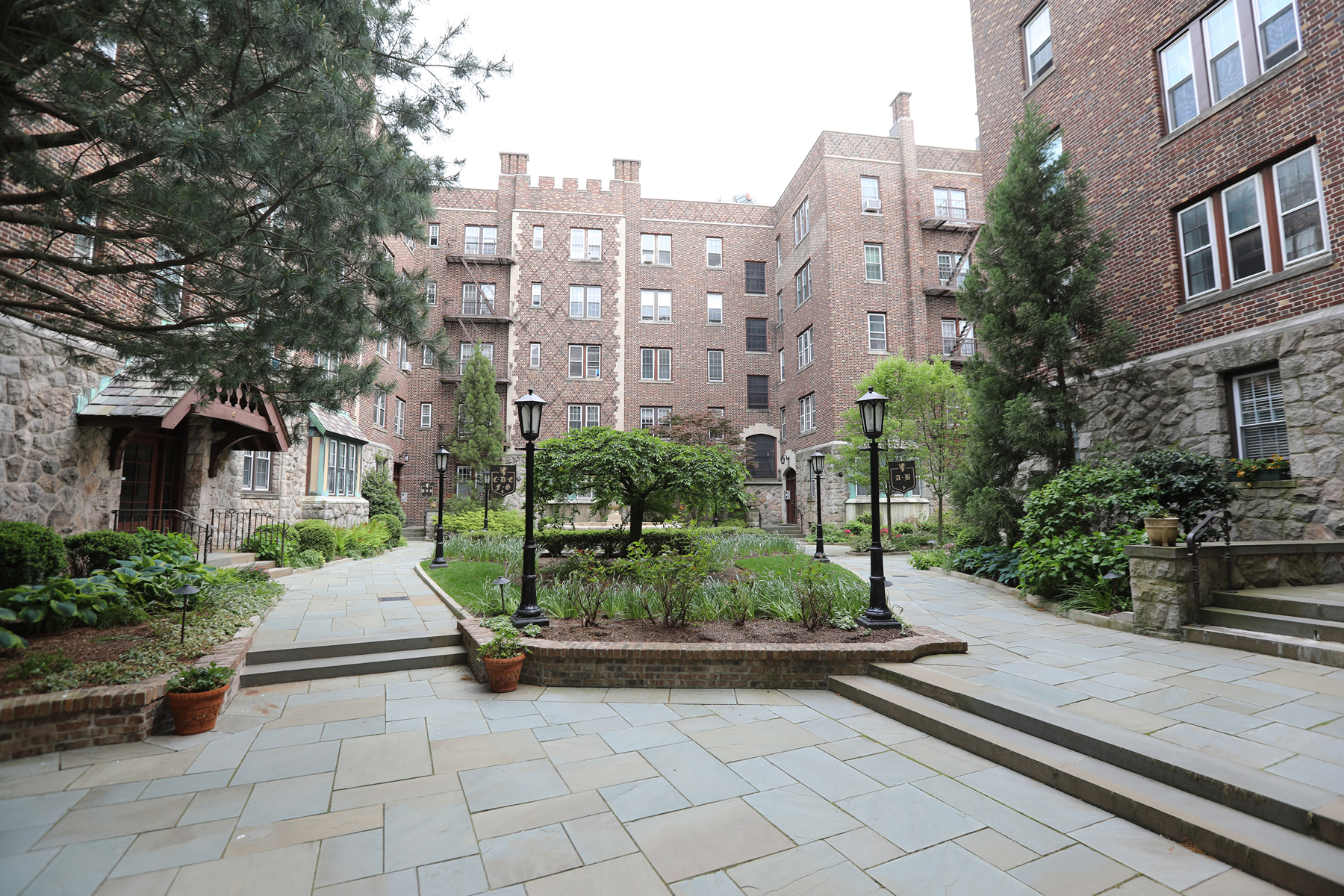 275 Engle Street, #K2