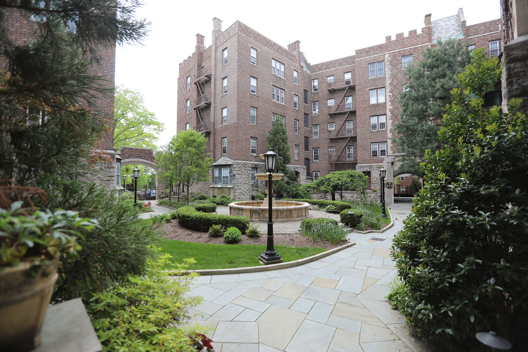 275 Engle Street, #K2