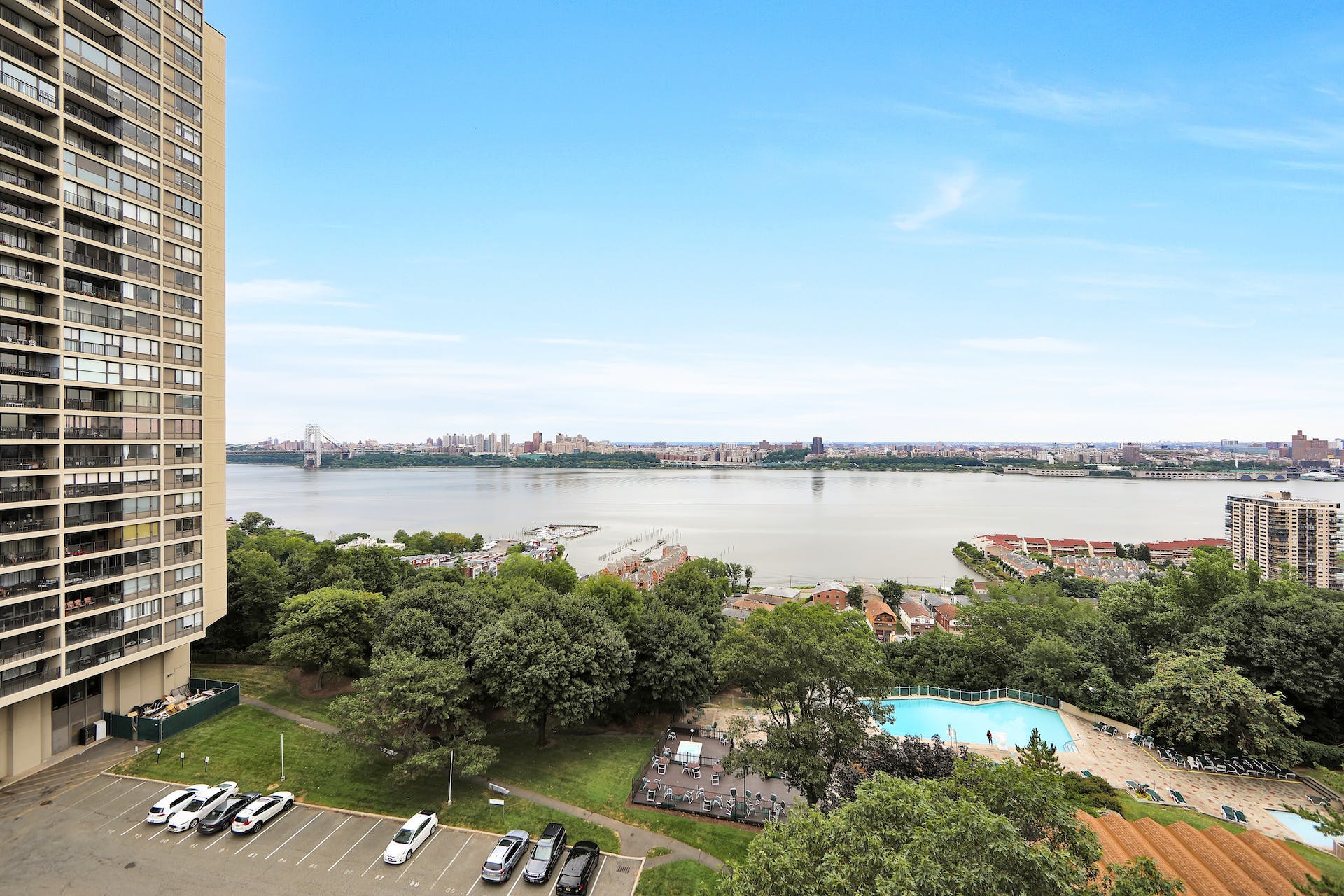 2 Horizon Road, #1032