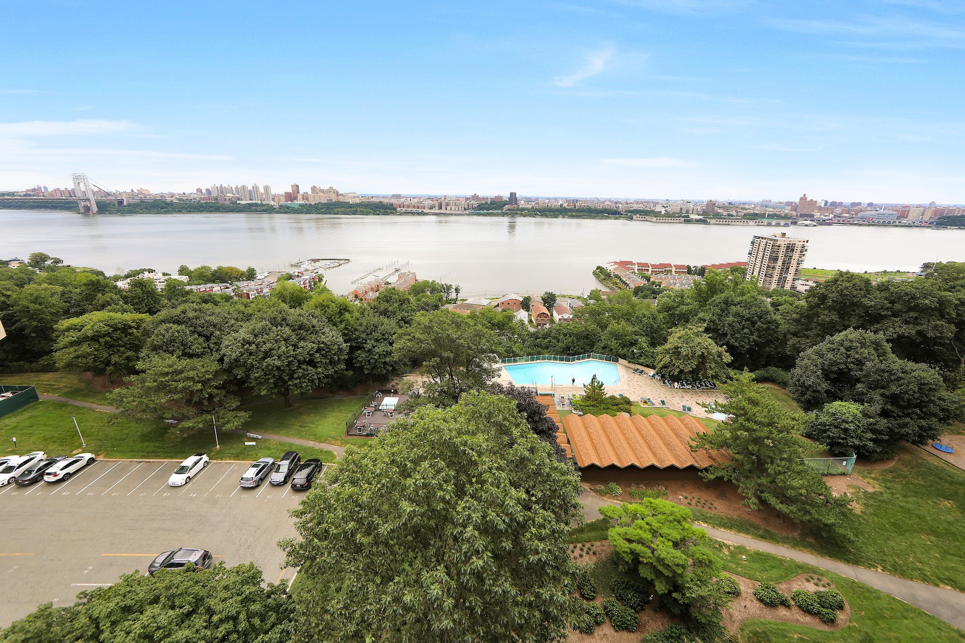 2 Horizon Road, #1032