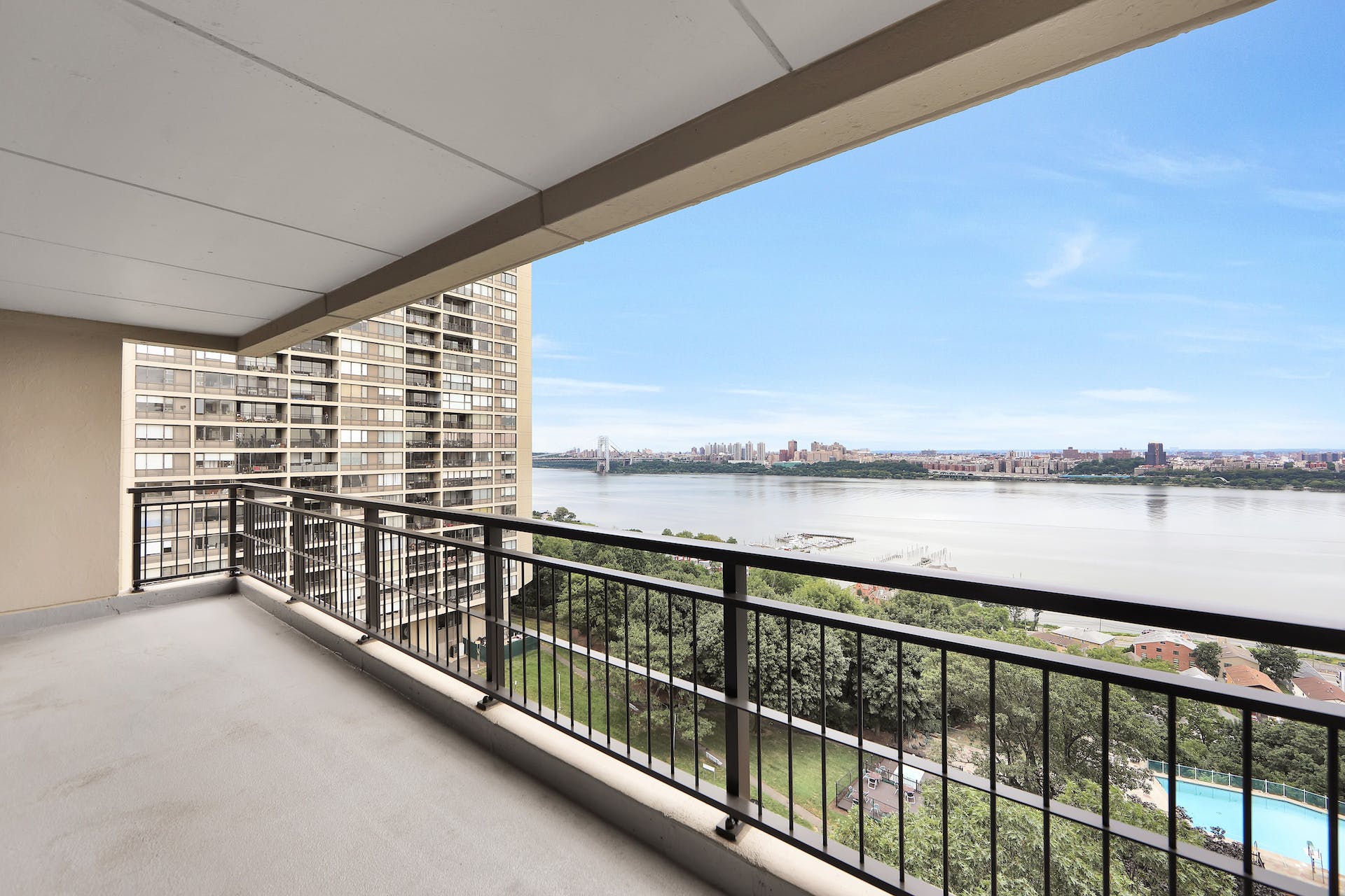 2 Horizon Road, #1032