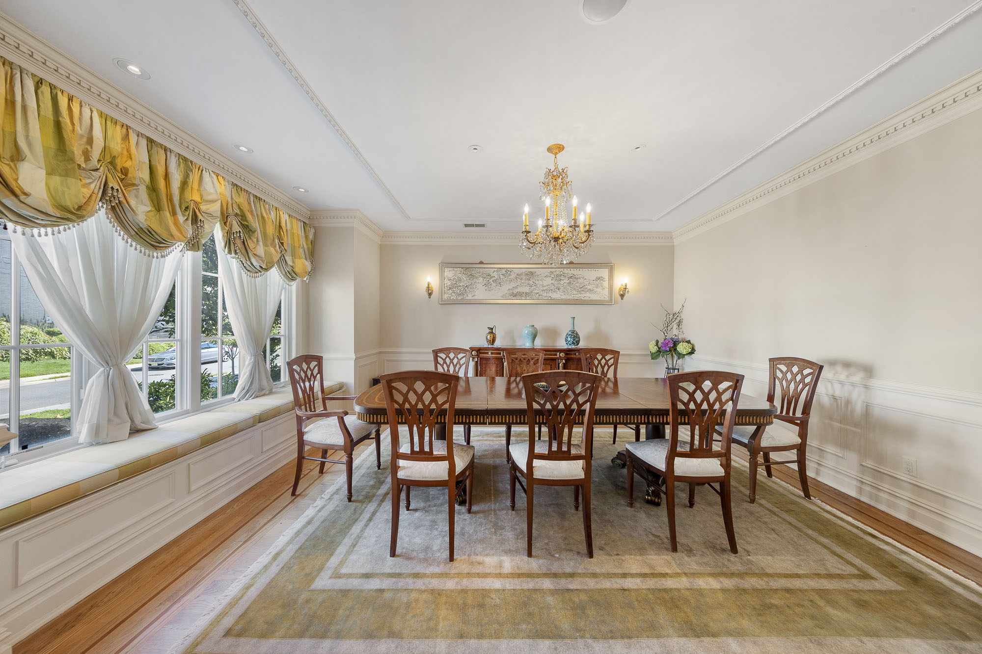 1093 Briar Way 