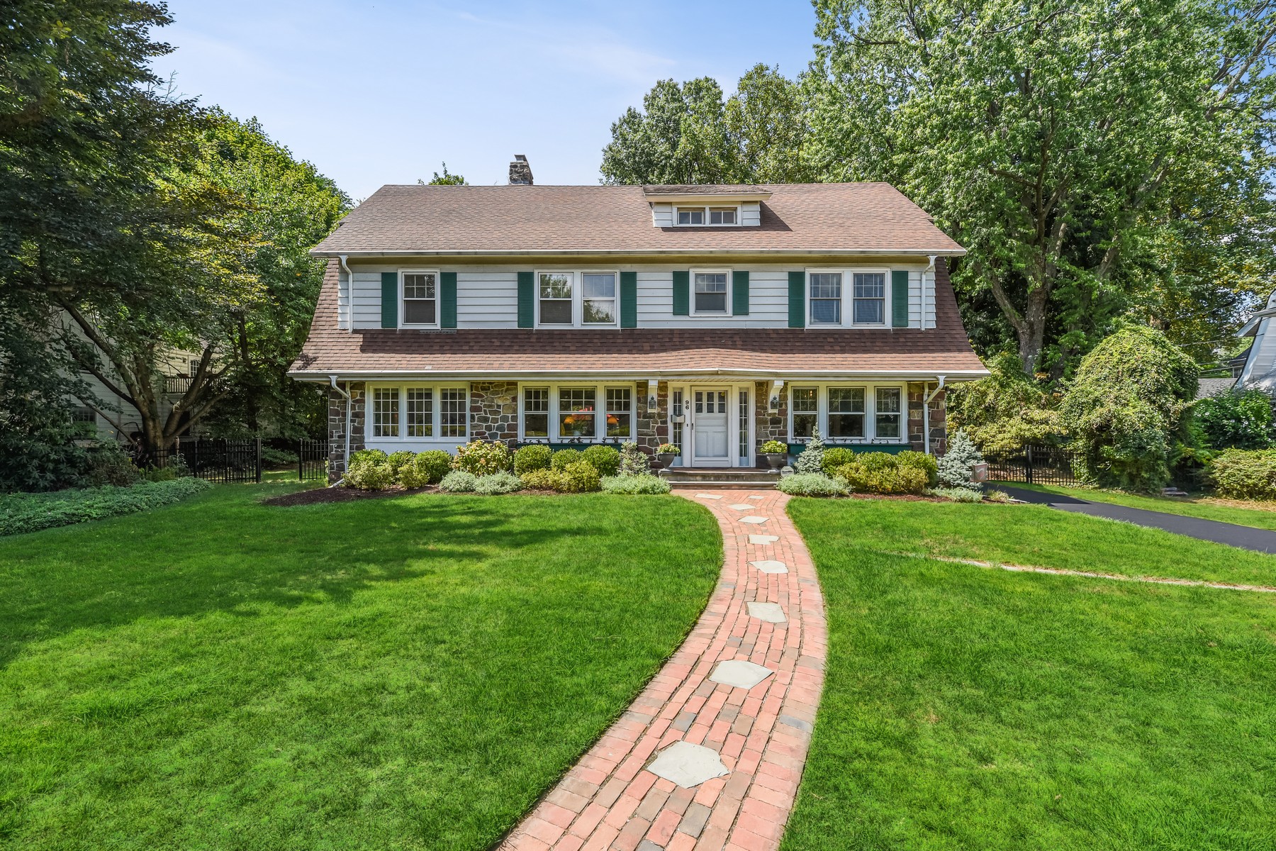 96 Harrison Avenue