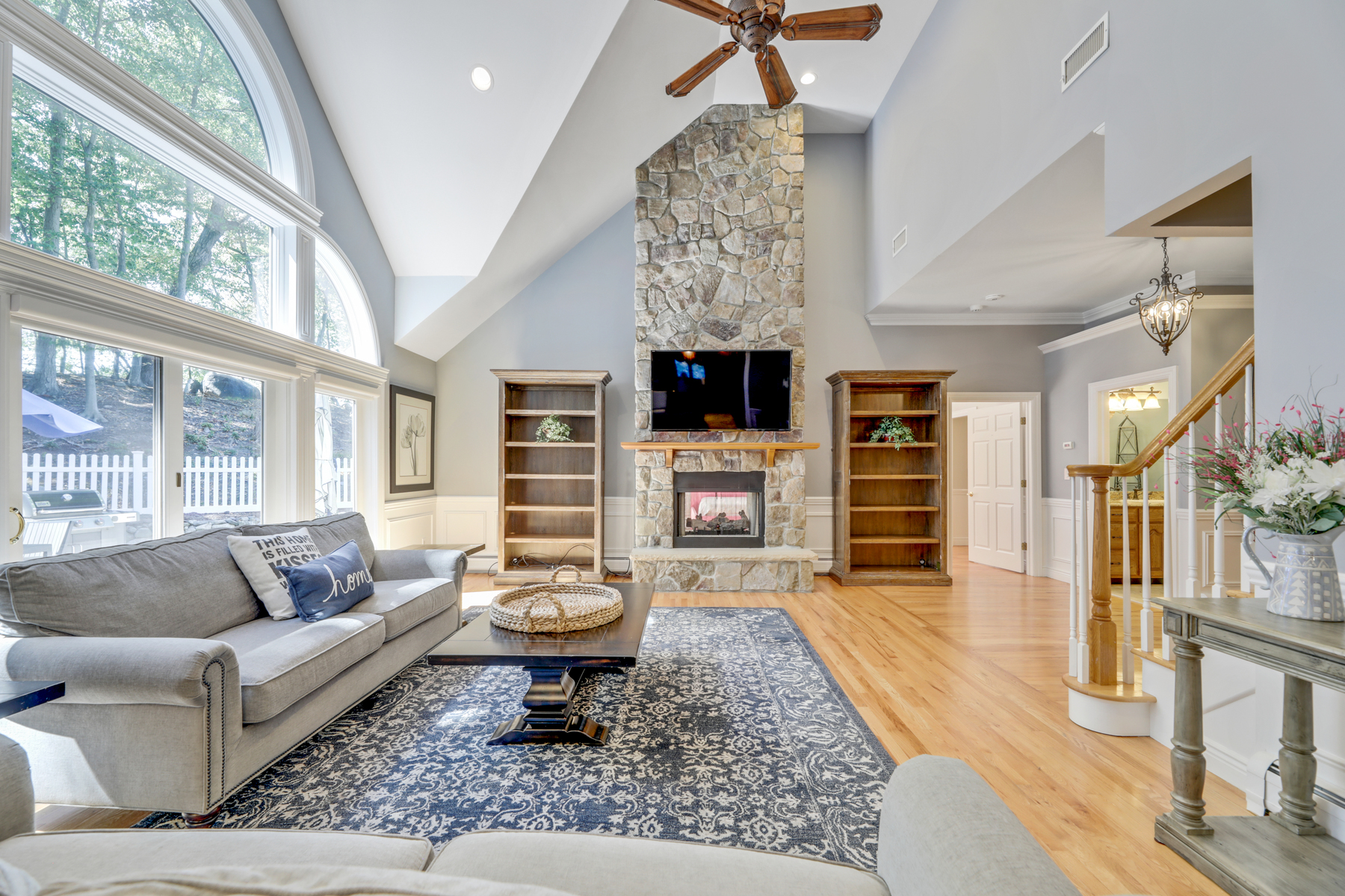 883 Hilltop Terrace