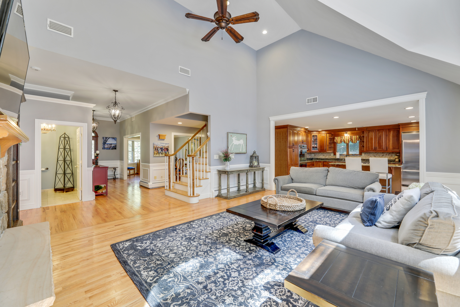 883 Hilltop Terrace