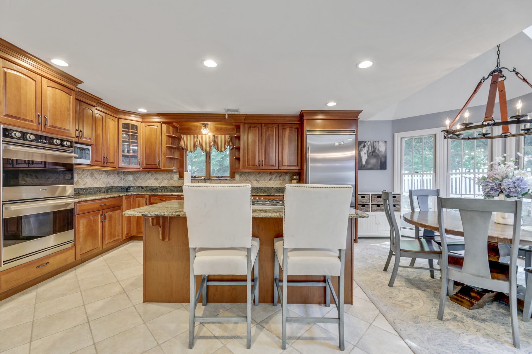 883 Hilltop Terrace
